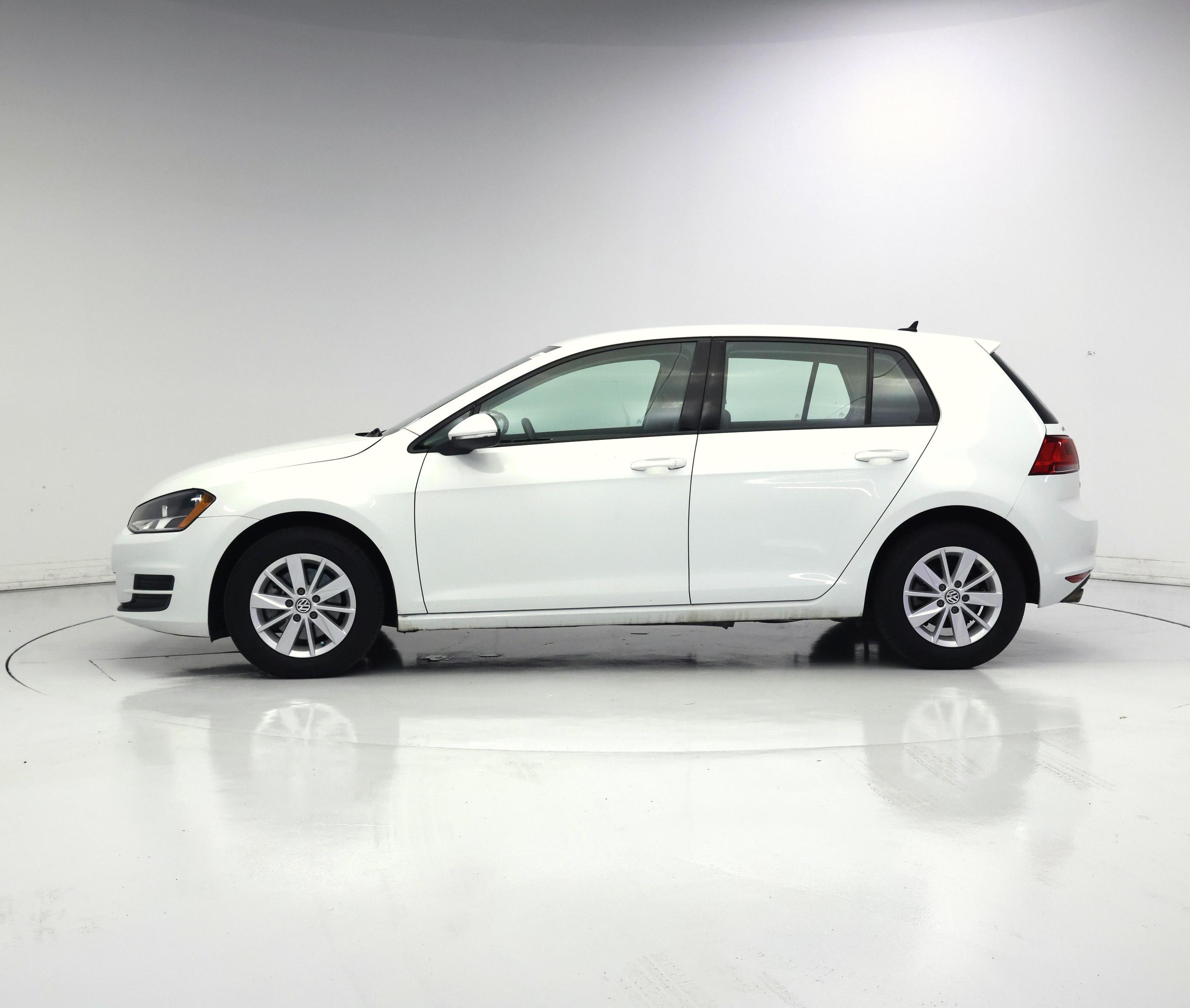 Thumbnail: 2015 Volkswagen Golf - 3