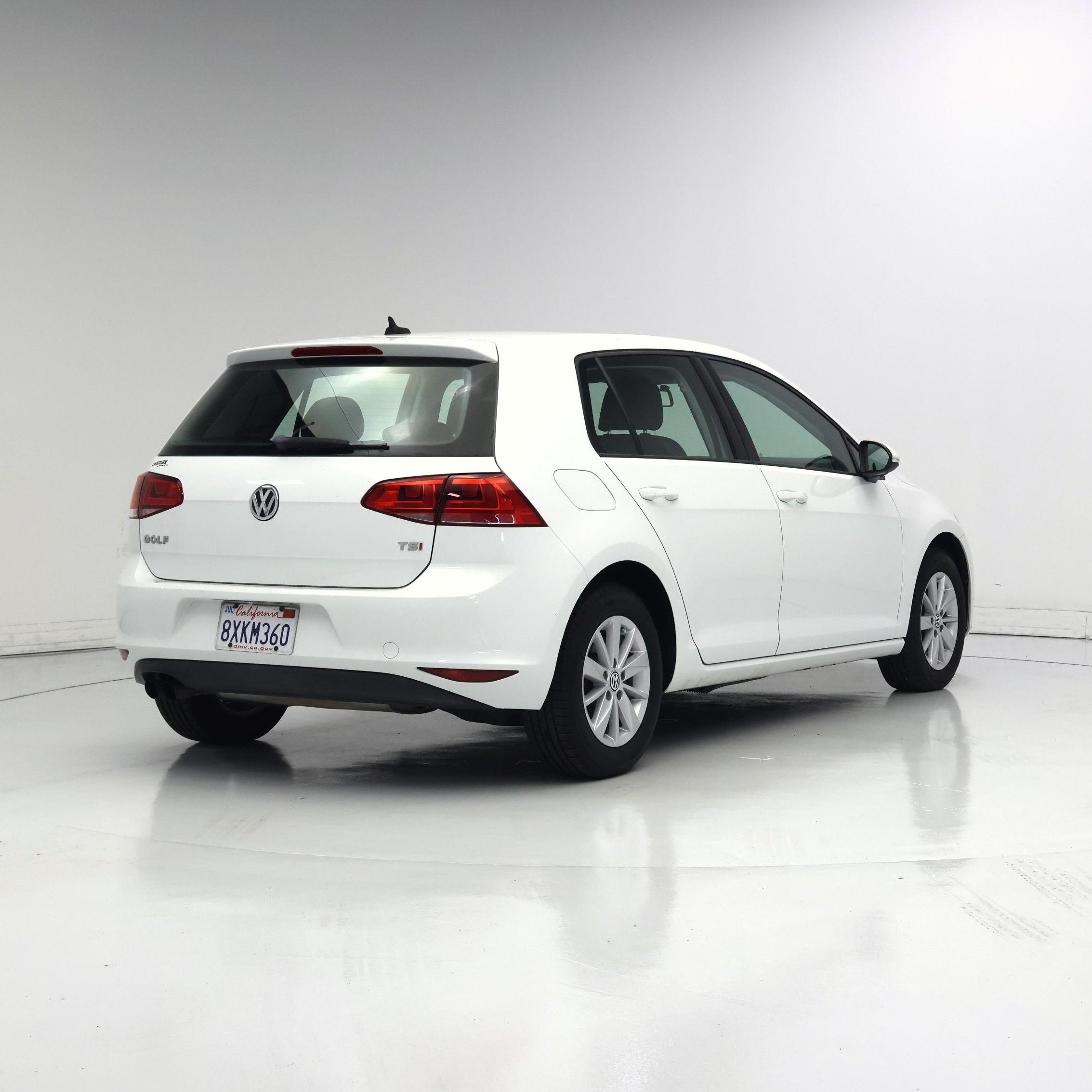 Thumbnail: 2015 Volkswagen Golf - 8