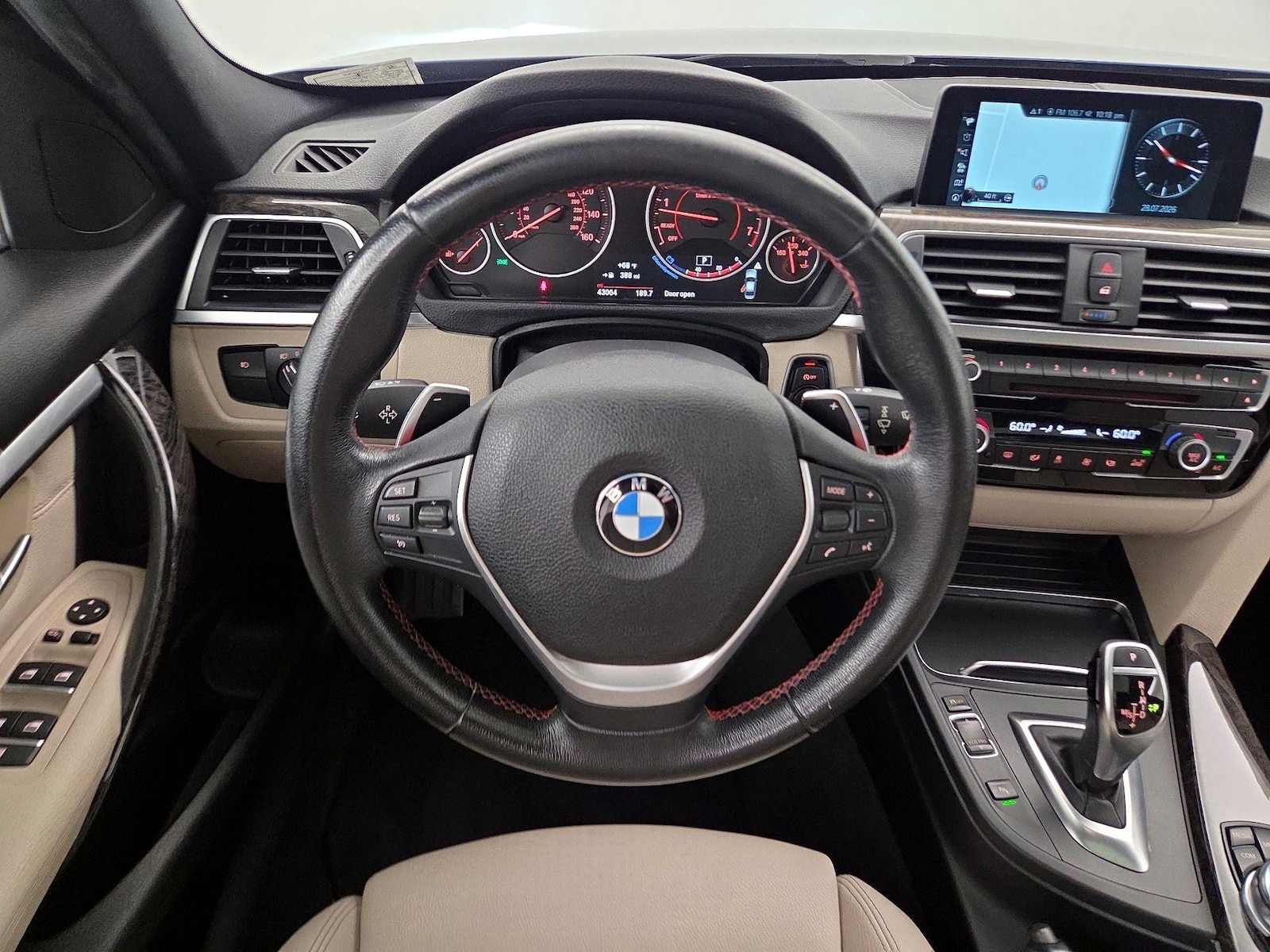 2017 BMW 3 Series 330i - Photo 11