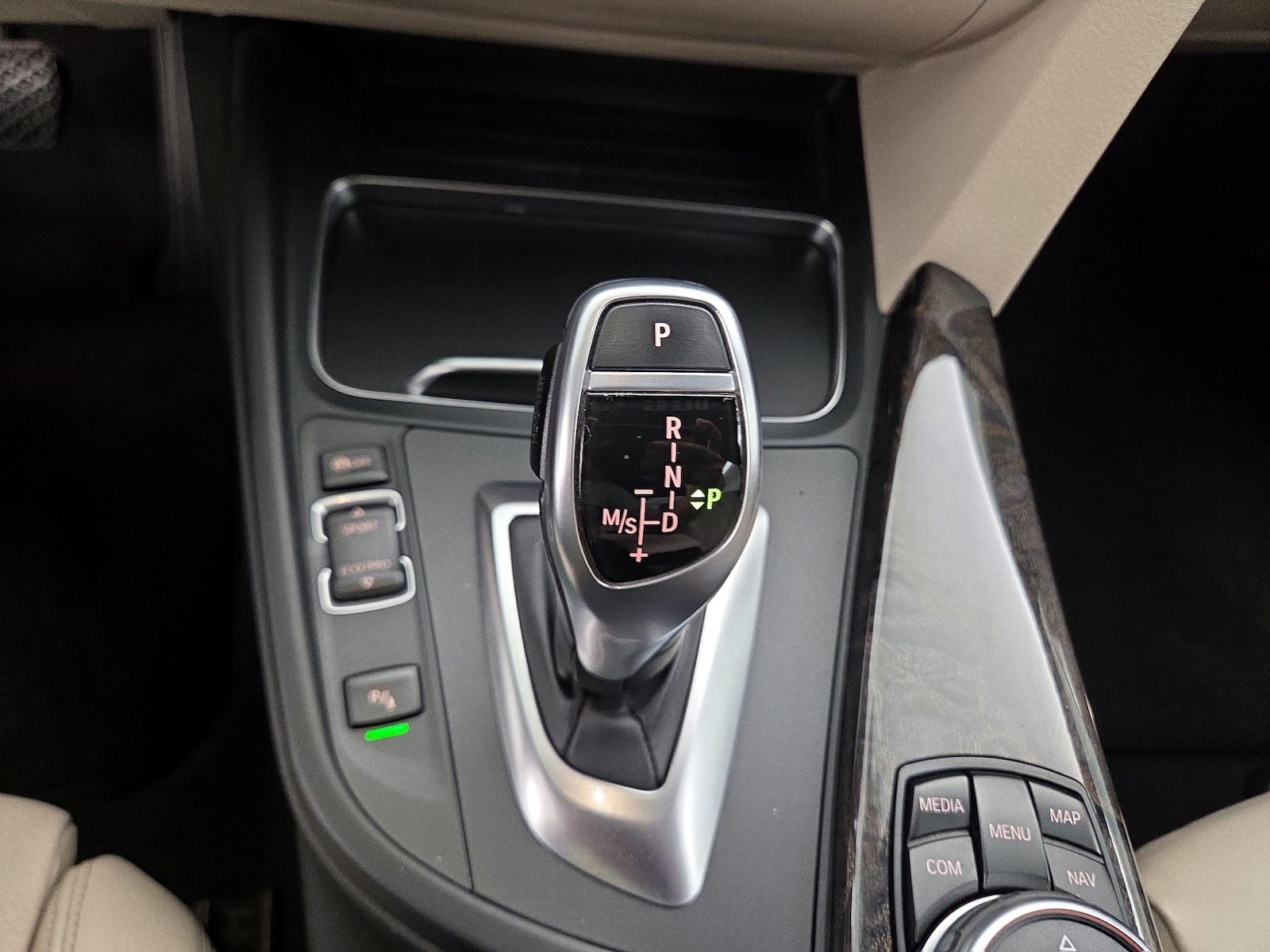 2017 BMW 3 Series 330i - Photo 19