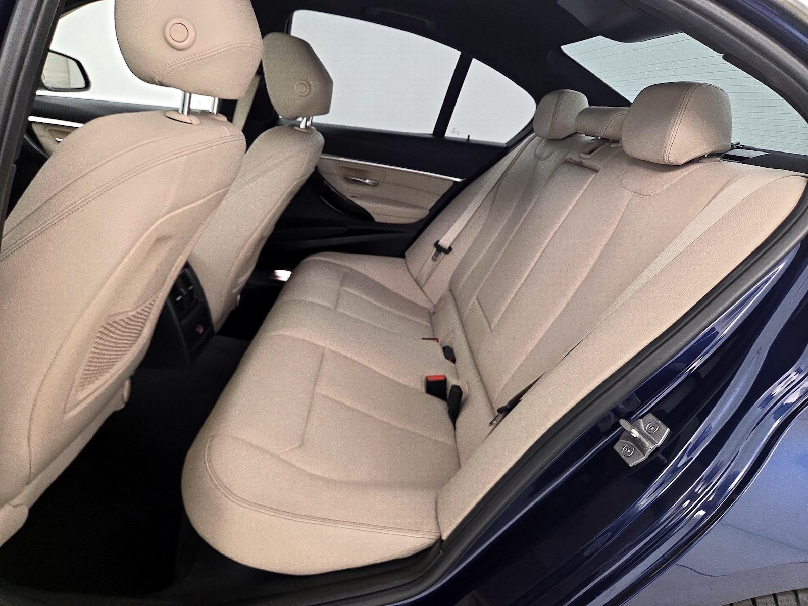2017 BMW 3 Series 330i - Photo 22