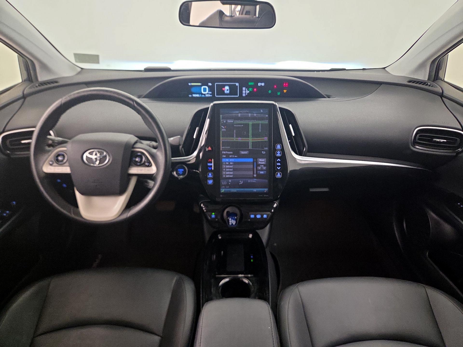 Thumbnail: 2017 Toyota Prius Prime - 9