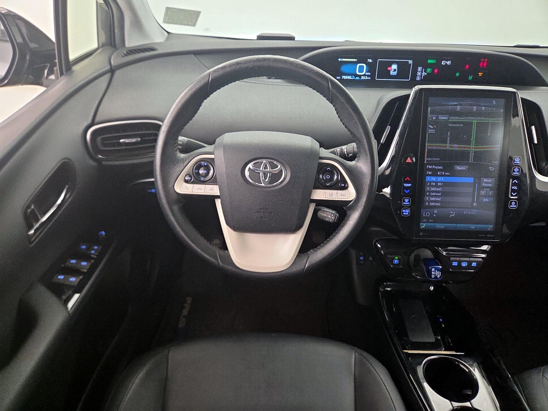 Thumbnail: 2017 Toyota Prius Prime - 10
