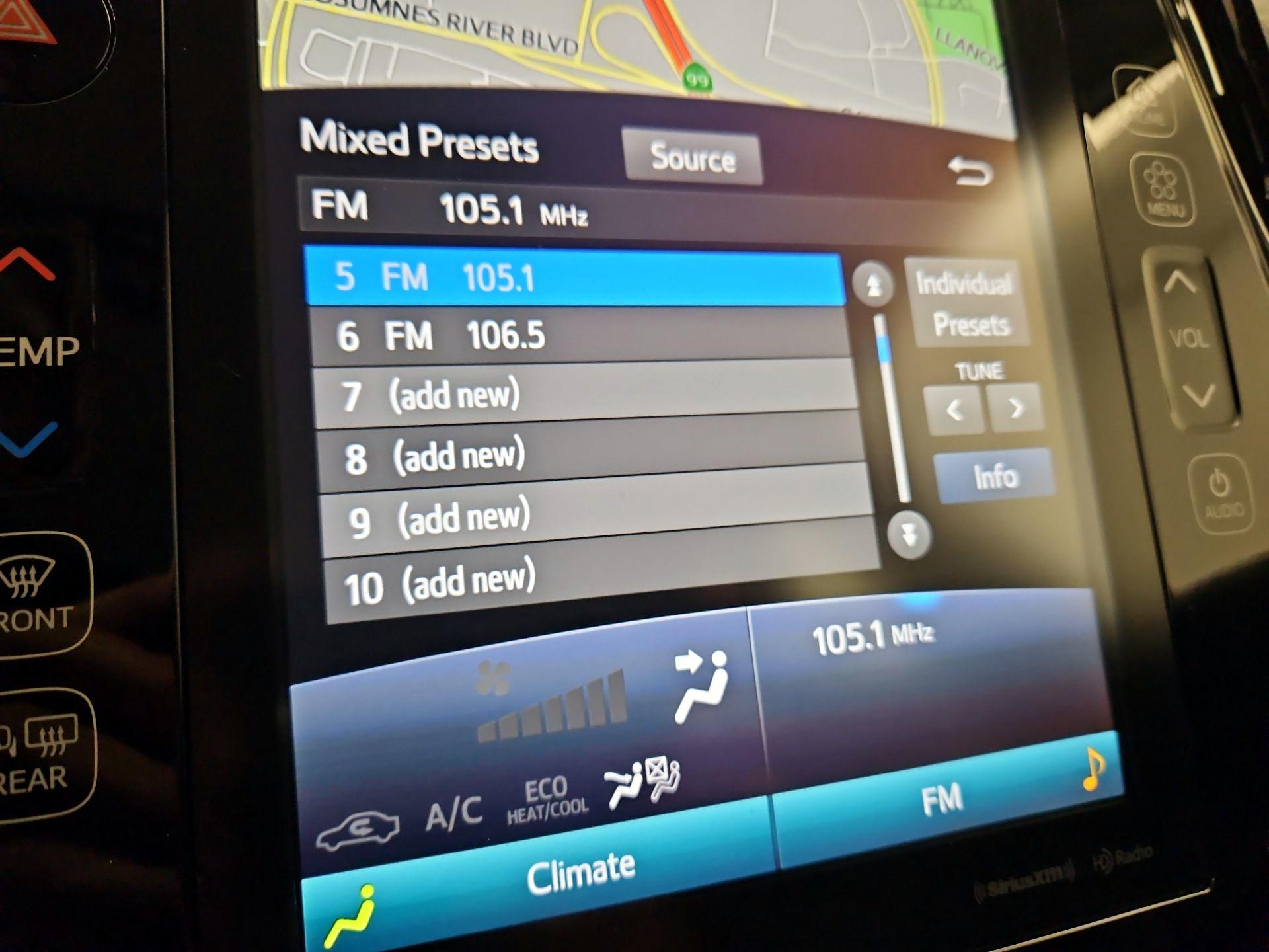 Thumbnail: 2021 Toyota Prius Prime - 16