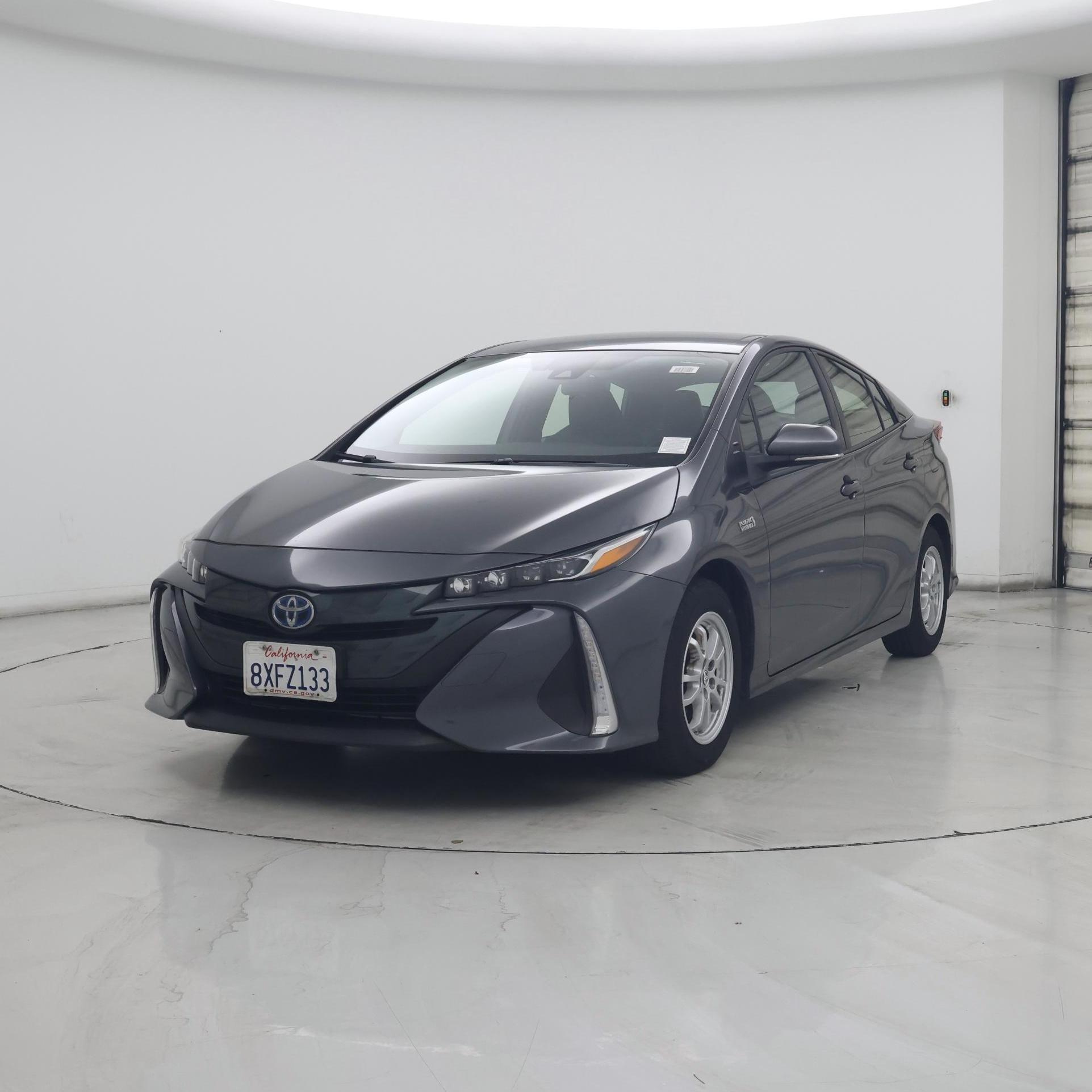 Thumbnail: 2021 Toyota Prius Prime - 4