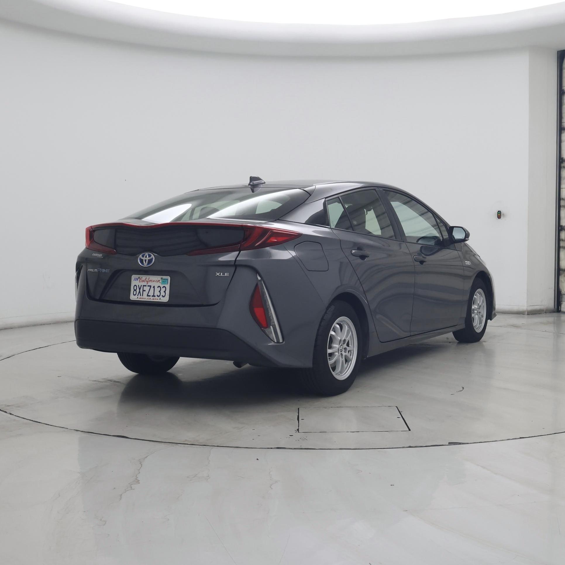 Thumbnail: 2021 Toyota Prius Prime - 8