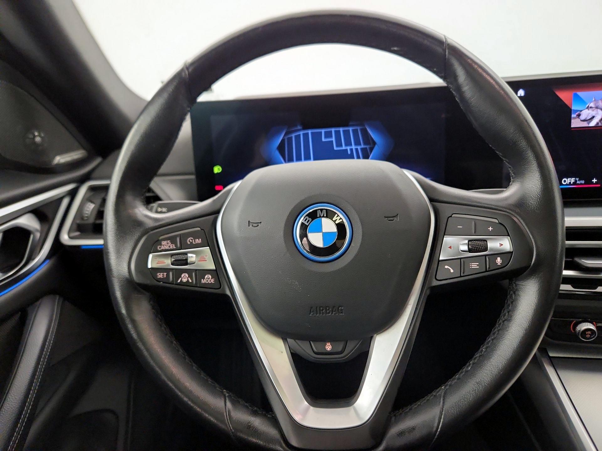 Thumbnail: 2023 BMW i4 - 10
