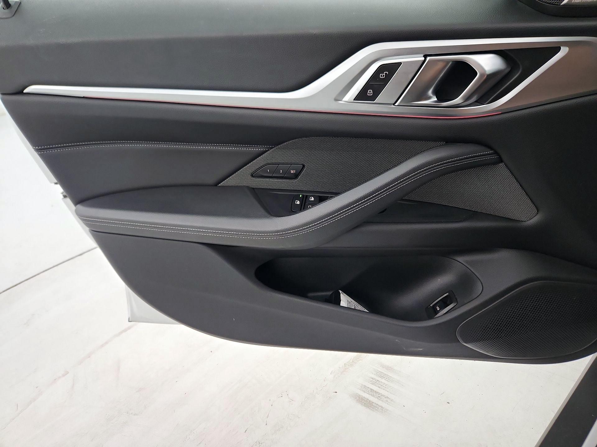 Thumbnail: 2023 BMW i4 - 12
