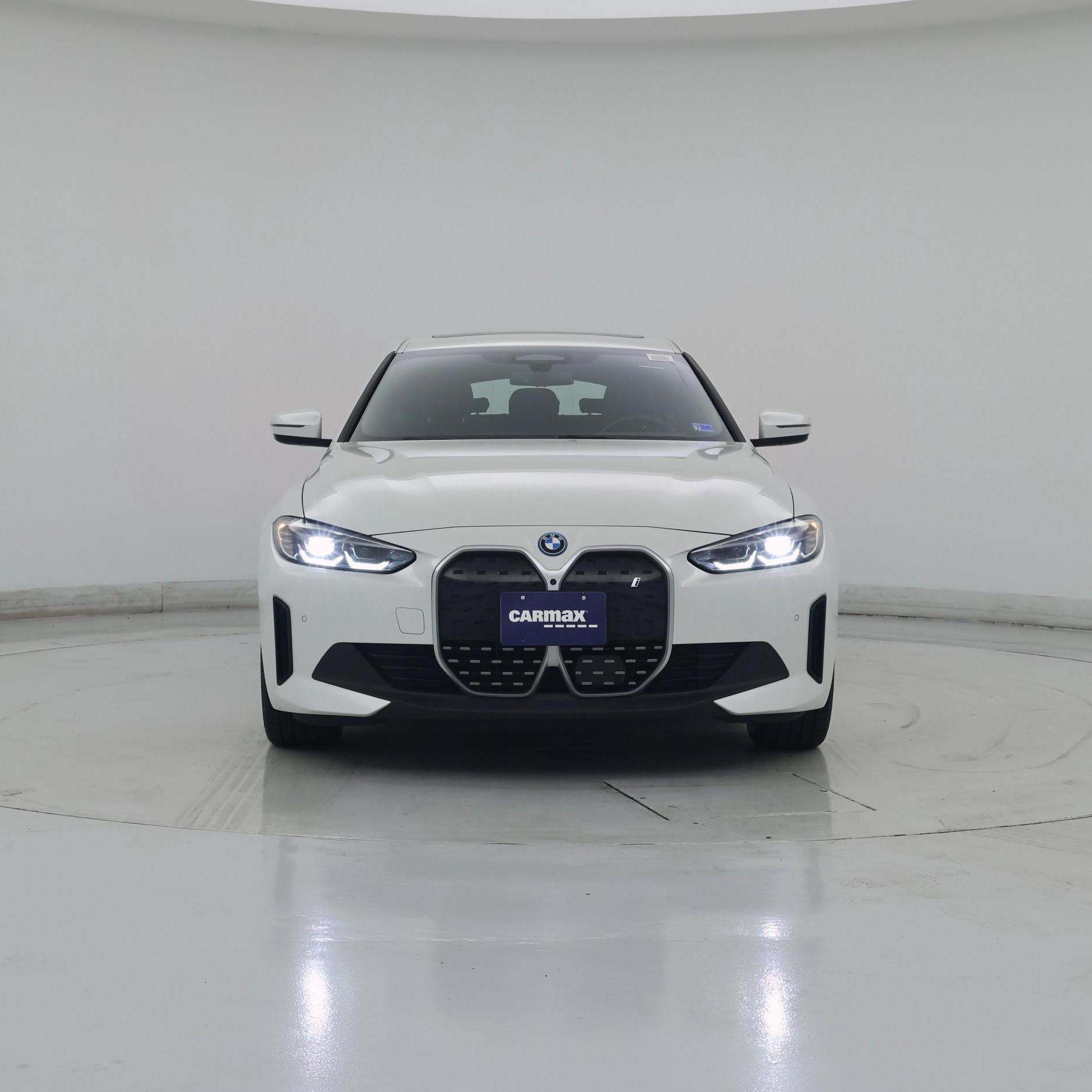 Thumbnail: 2023 BMW i4 - 5