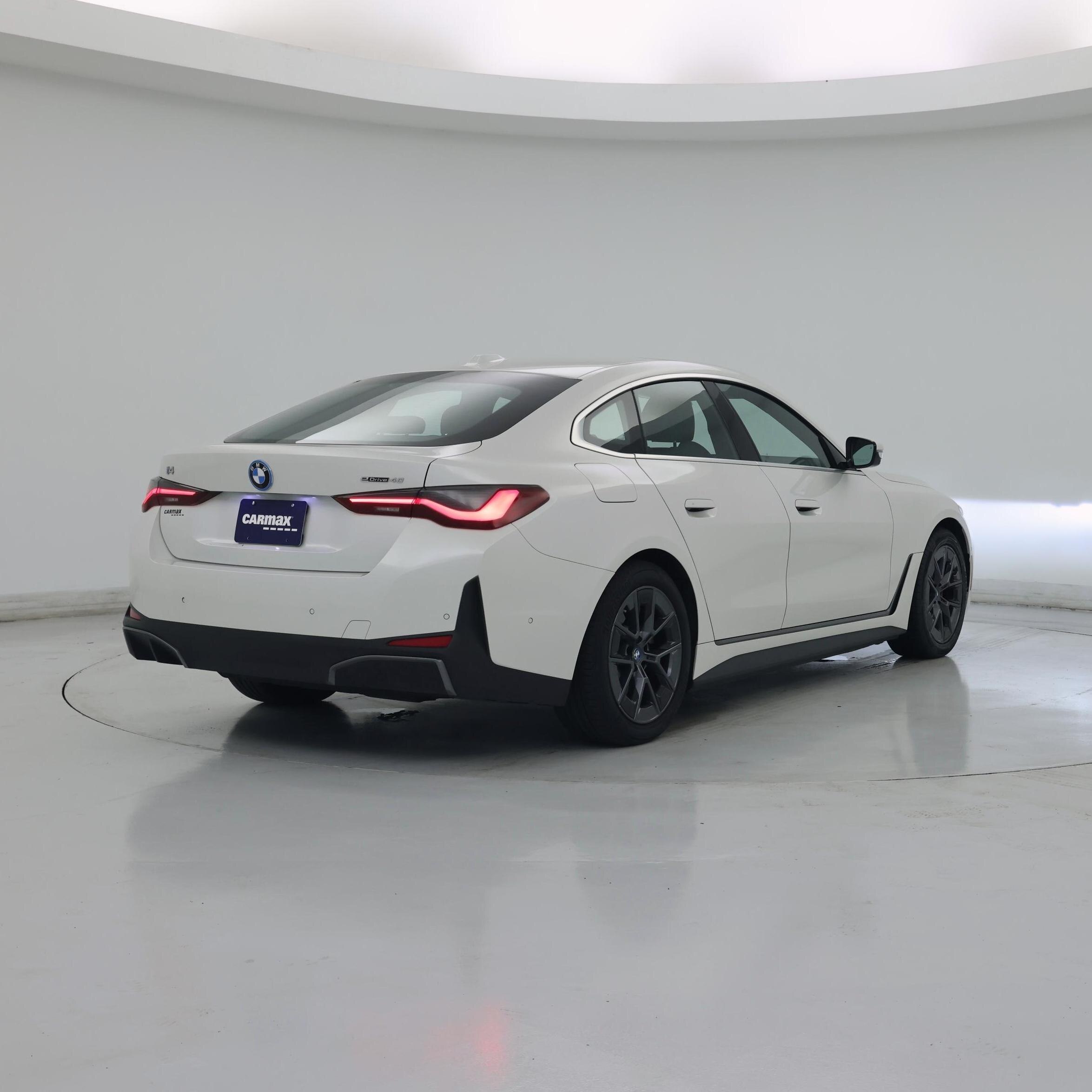 Thumbnail: 2023 BMW i4 - 8