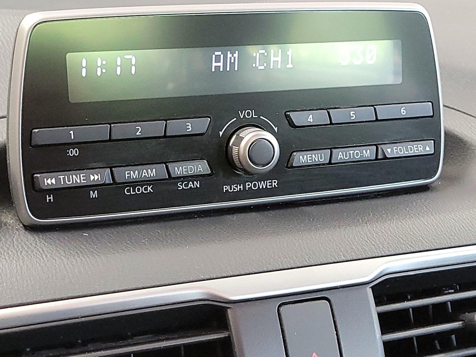 2014 Mazda MAZDA3 i Touring - Photo 15