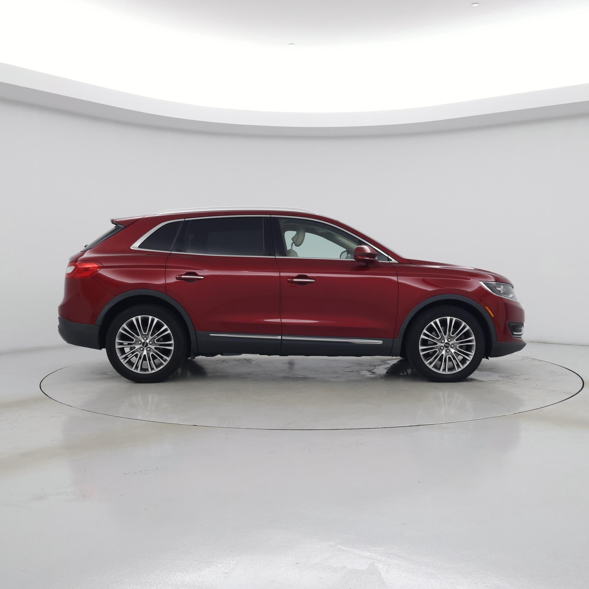 Thumbnail: 2017 Lincoln MKX - 7