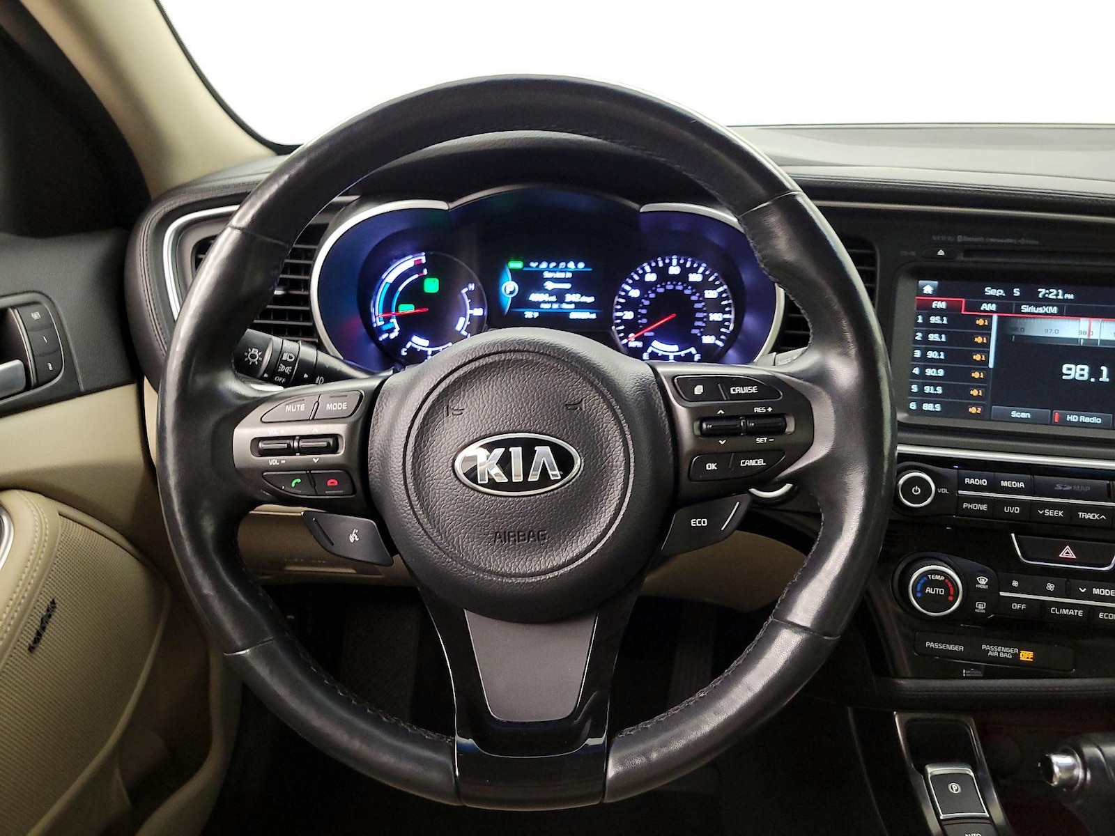 2015 Kia Optima EX Hybrid - Photo 11