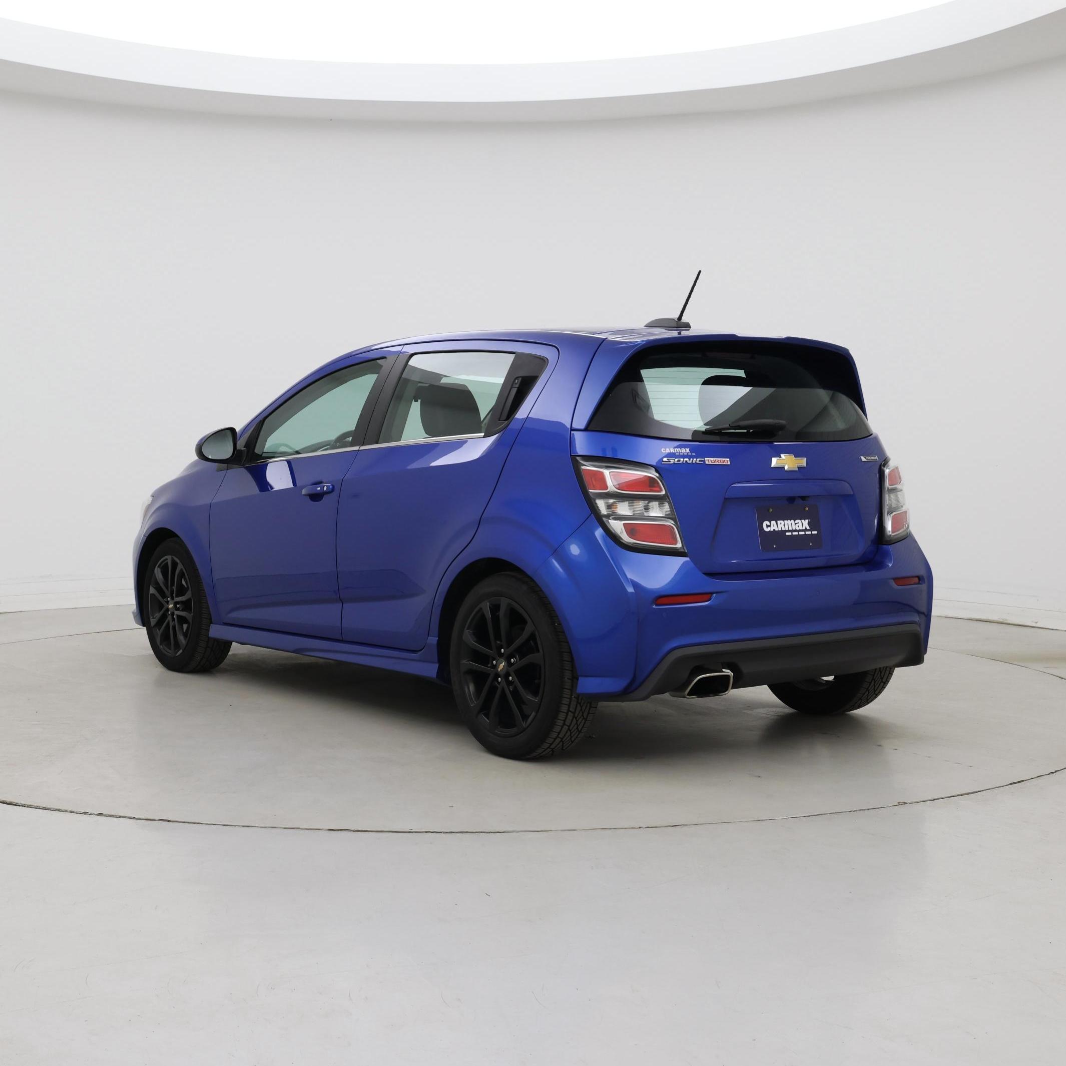 Thumbnail: 2017 Chevrolet Sonic - 2