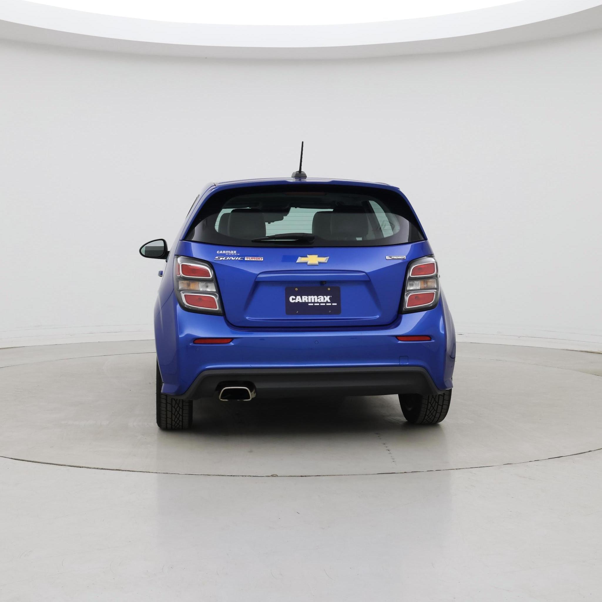 Thumbnail: 2017 Chevrolet Sonic - 6