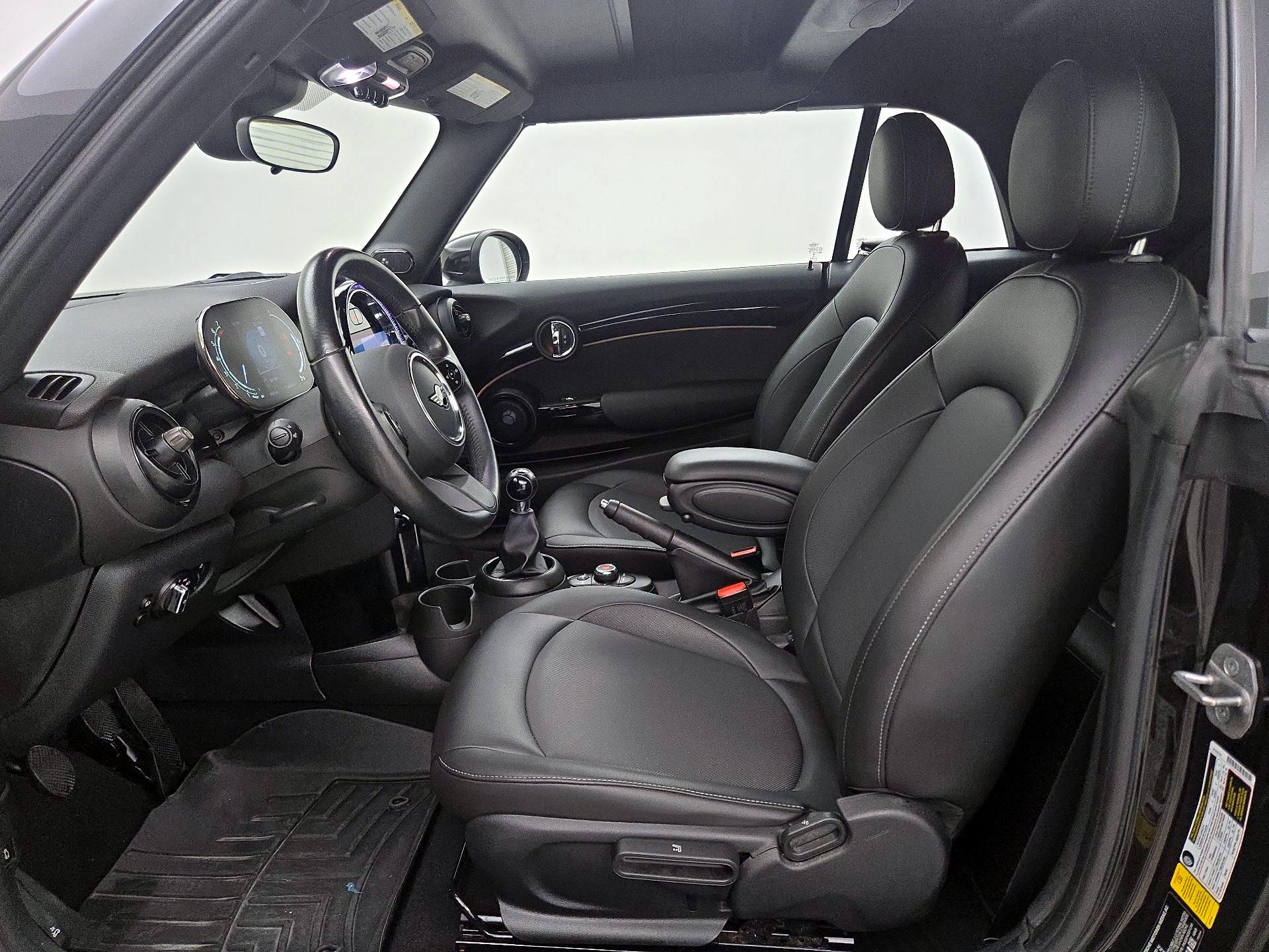 Thumbnail: 2022 MINI Cooper - 11