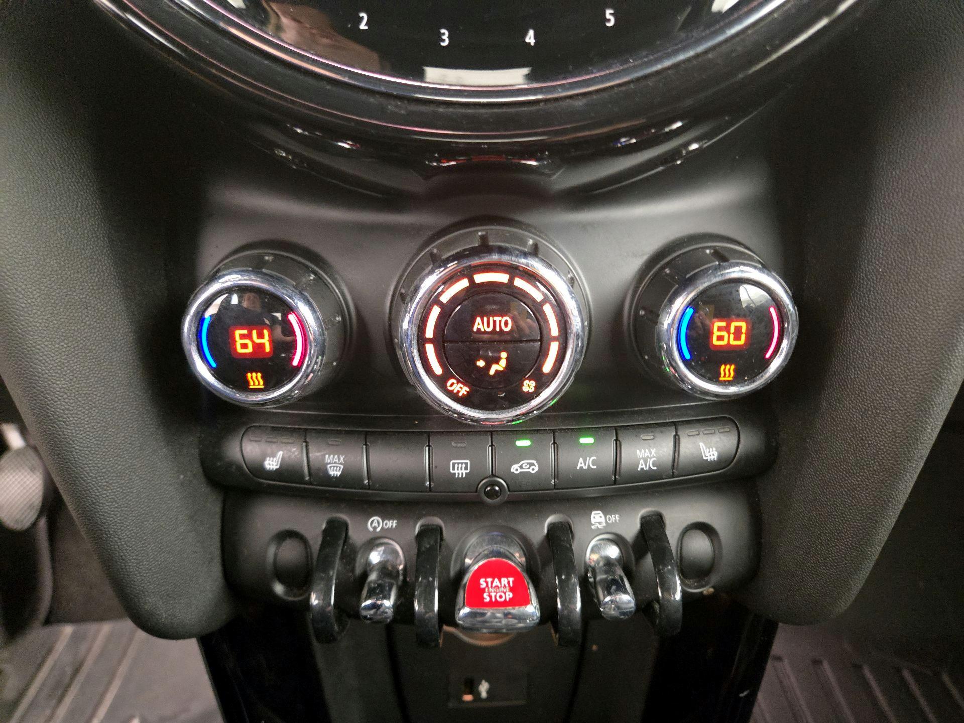 Thumbnail: 2022 MINI Cooper - 16