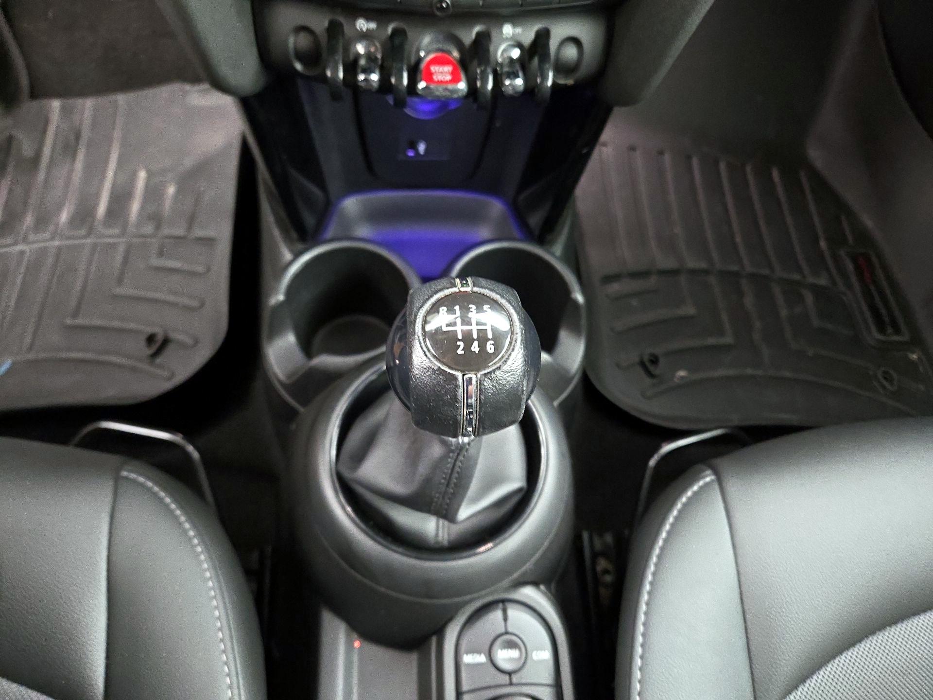 Thumbnail: 2022 MINI Cooper - 17