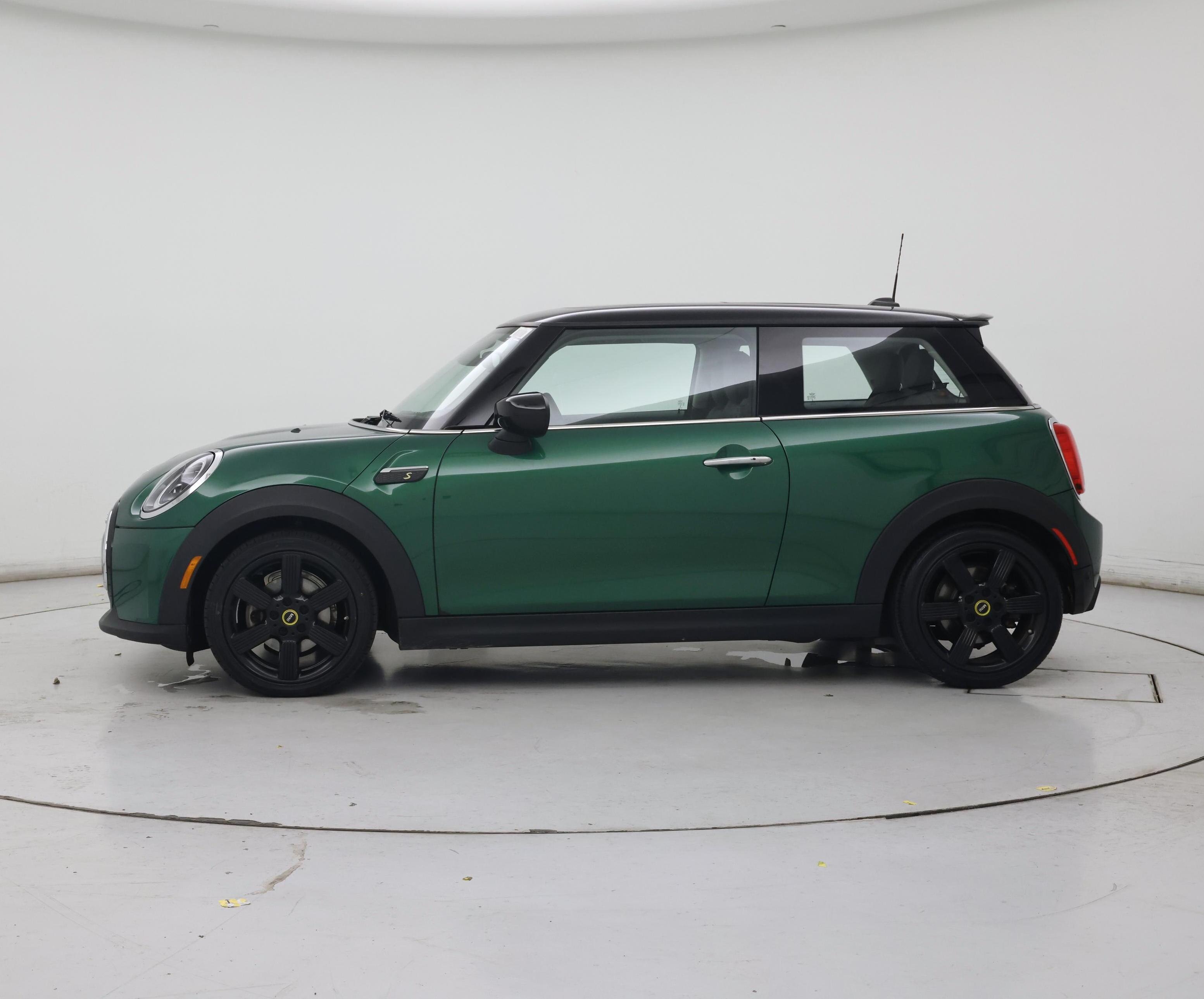Thumbnail: 2023 MINI Cooper Hardtop - 3
