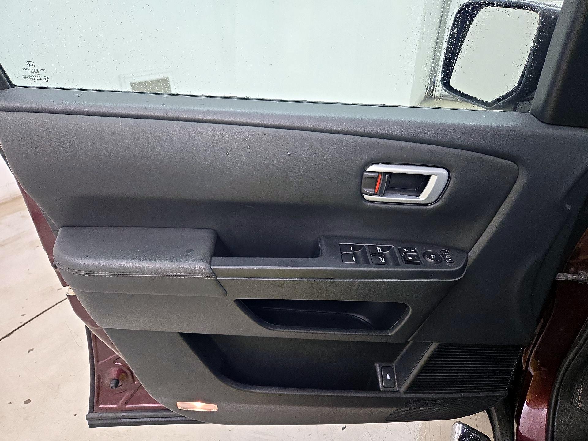 Thumbnail: 2014 Honda Pilot - 12