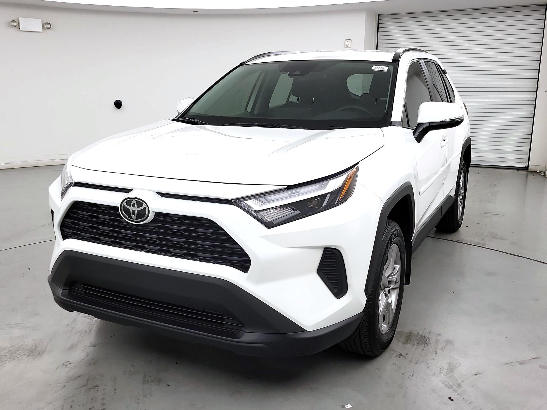 Thumbnail: 2023 Toyota RAV4 - 3