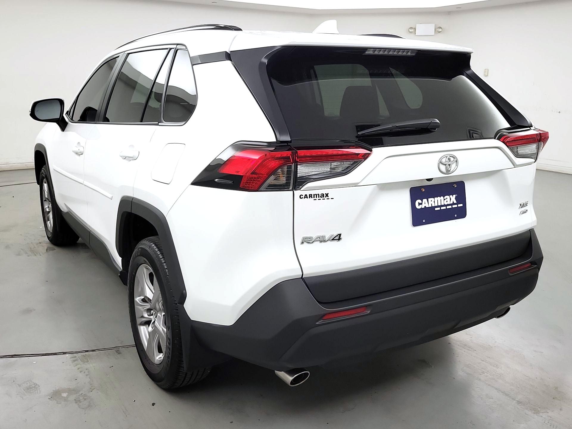 Thumbnail: 2023 Toyota RAV4 - 7