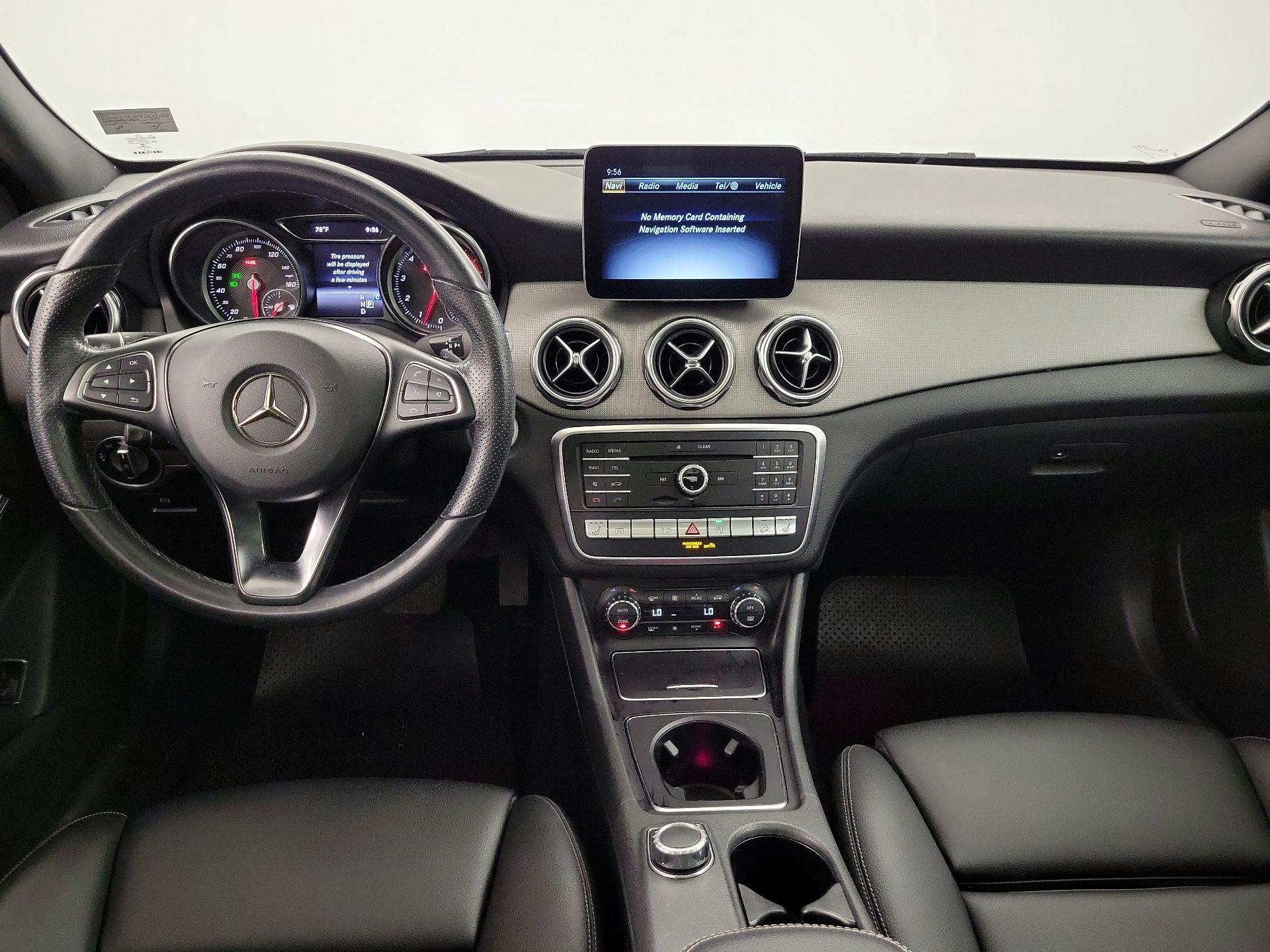 Thumbnail: 2020 Mercedes-Benz GLA - 8