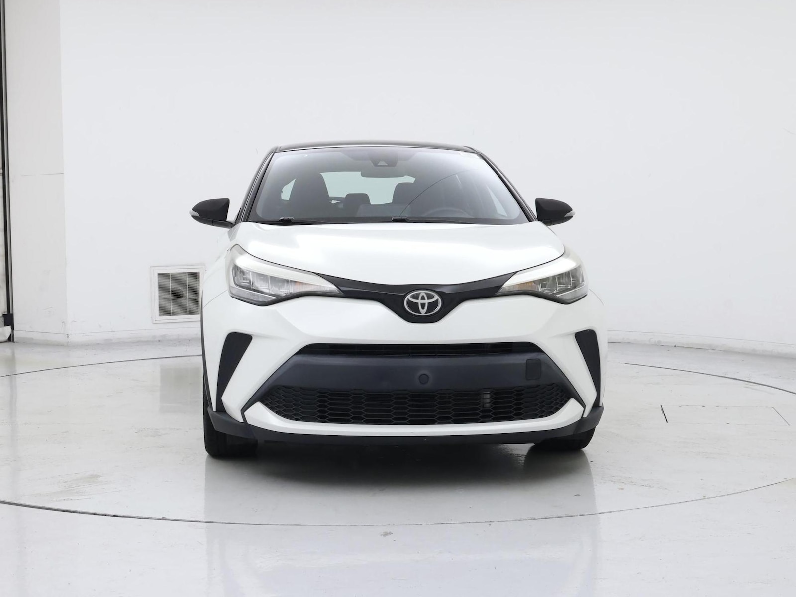 2020 Toyota C-HR XLE - Photo 6
