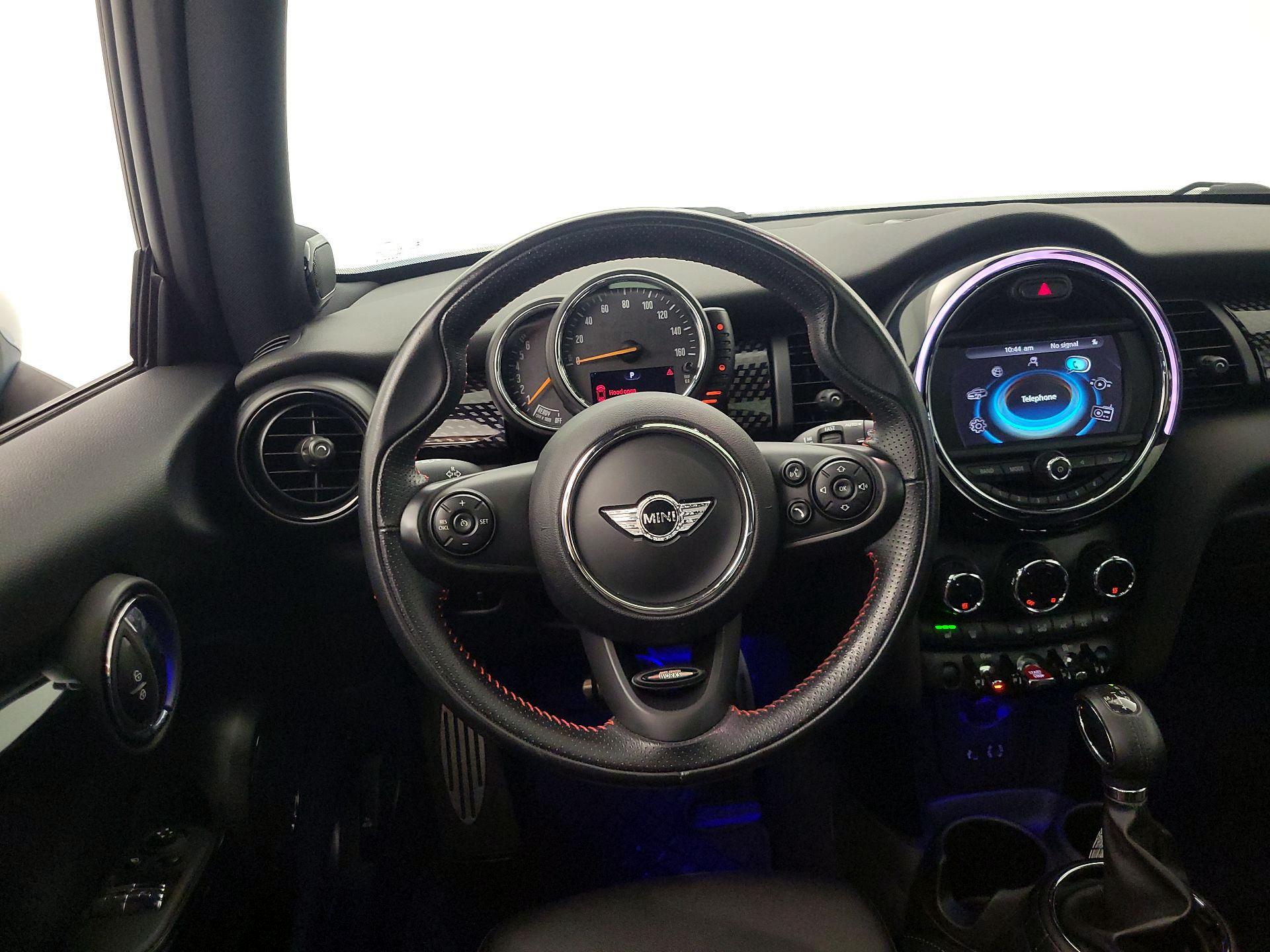 Thumbnail: 2016 MINI Cooper Hardtop - 10
