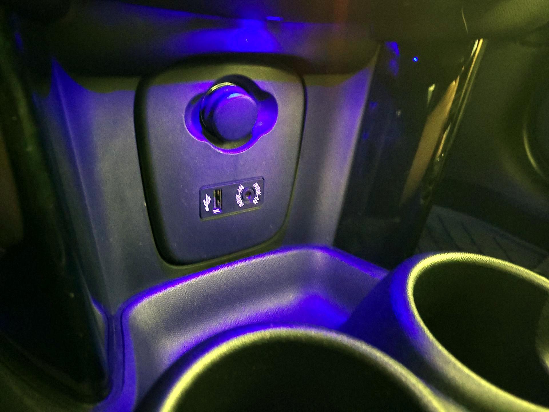 Thumbnail: 2016 MINI Cooper Hardtop - 17