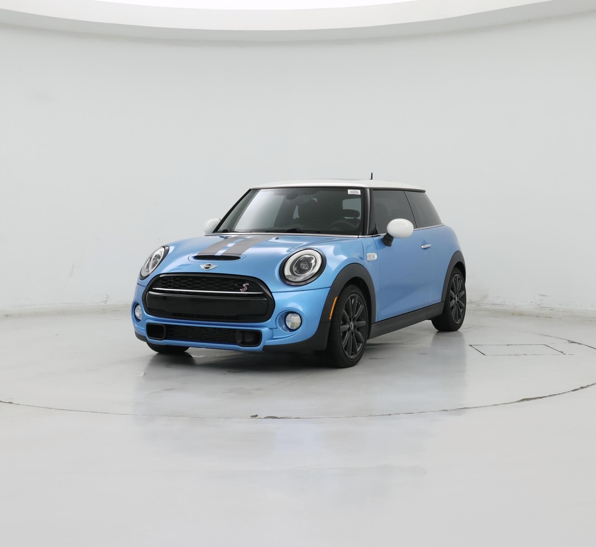 Thumbnail: 2016 MINI Cooper Hardtop - 4