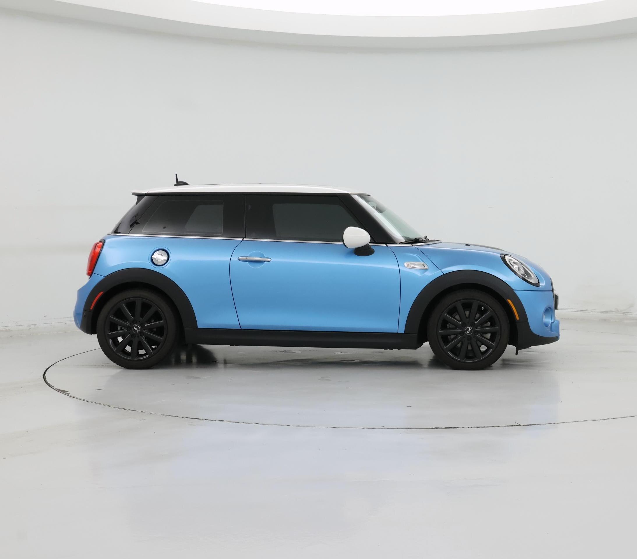 Thumbnail: 2016 MINI Cooper Hardtop - 7