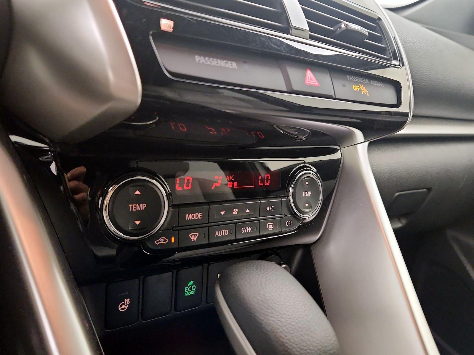 2022 Mitsubishi Eclipse Cross SEL - Photo 17