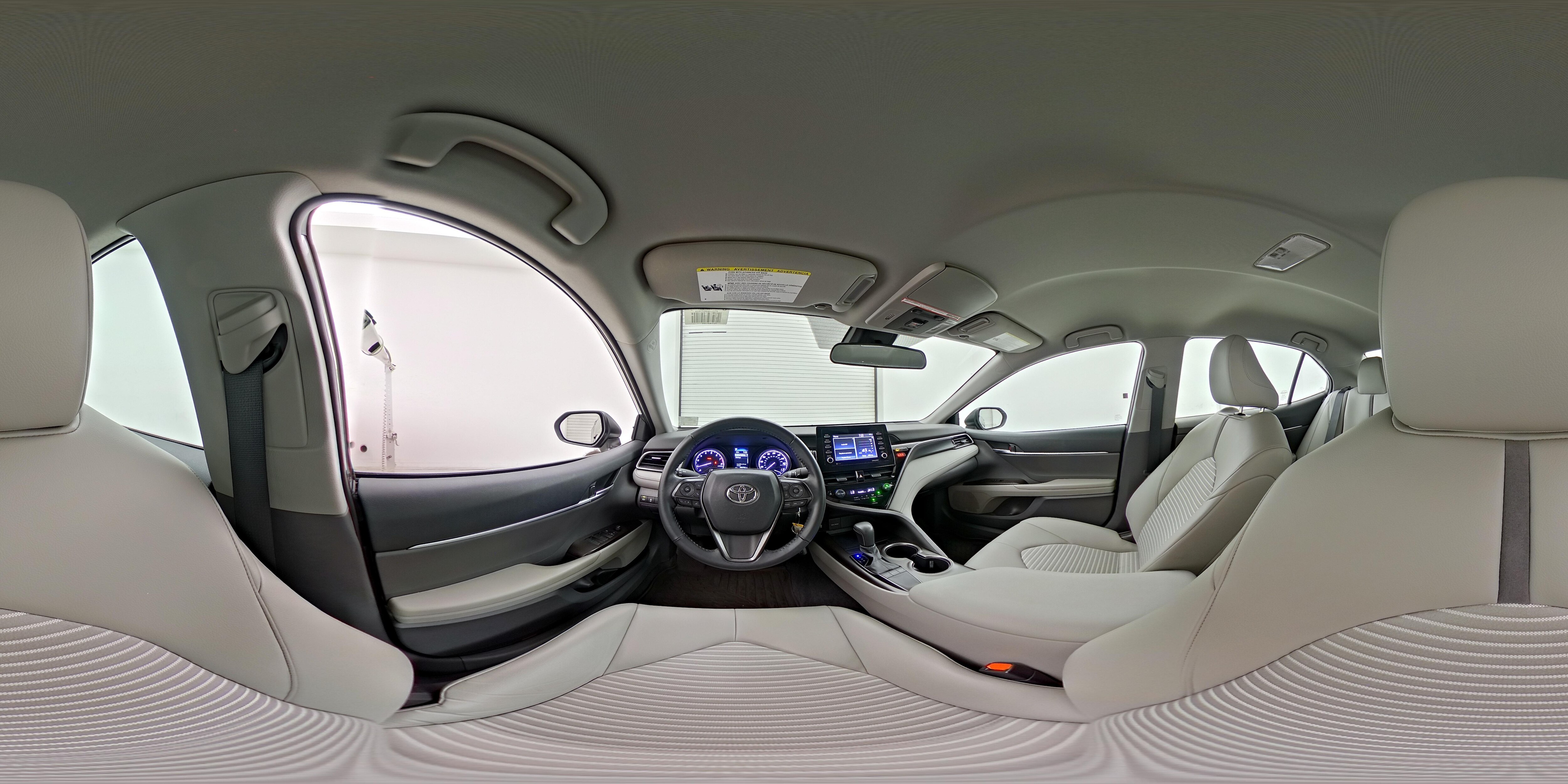 2022 Toyota Camry SE - Photo 26