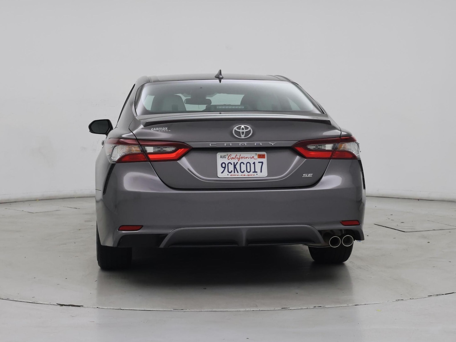 2022 Toyota Camry SE - Photo 7