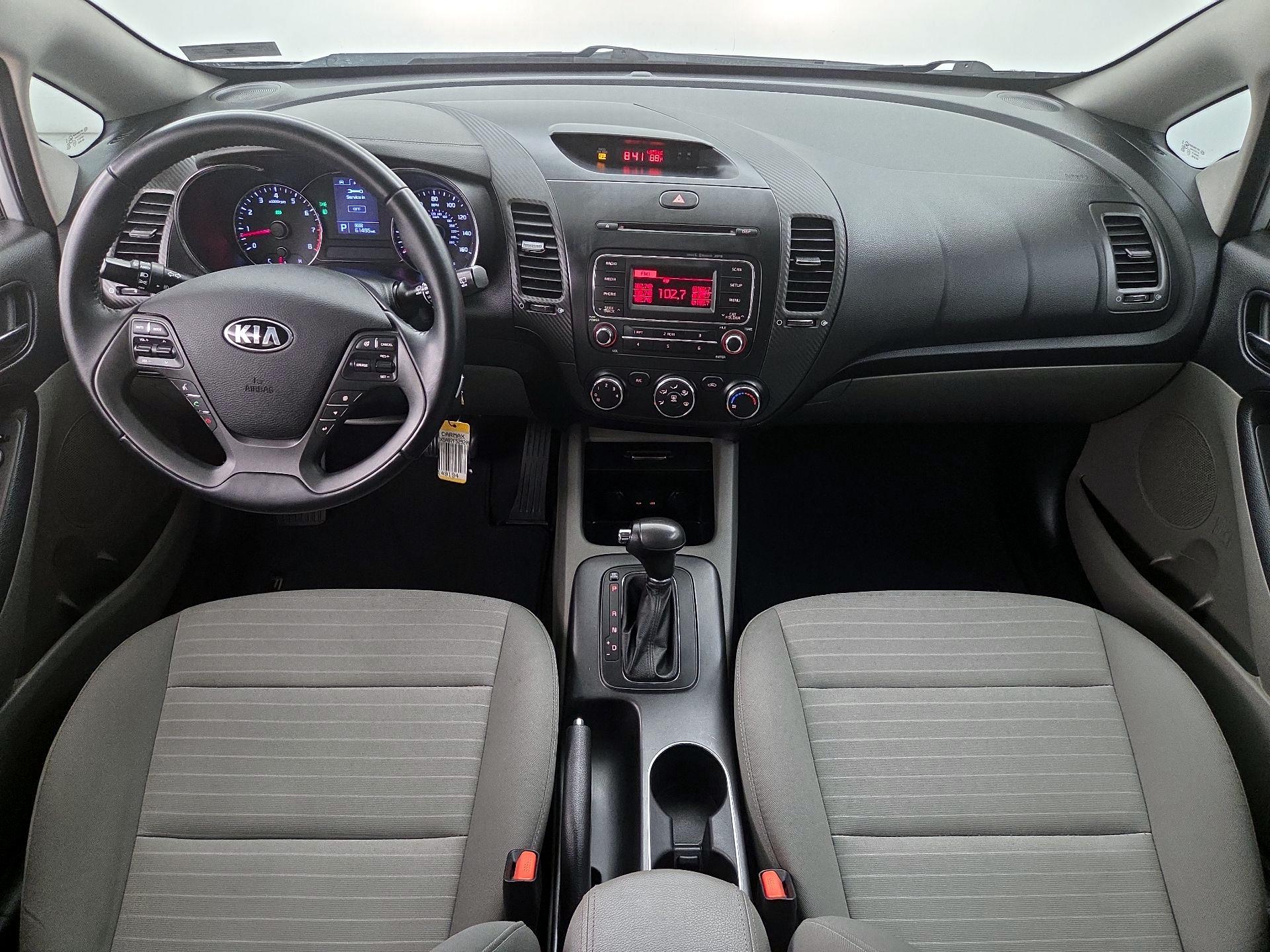 Thumbnail: 2015 Kia Forte - 9