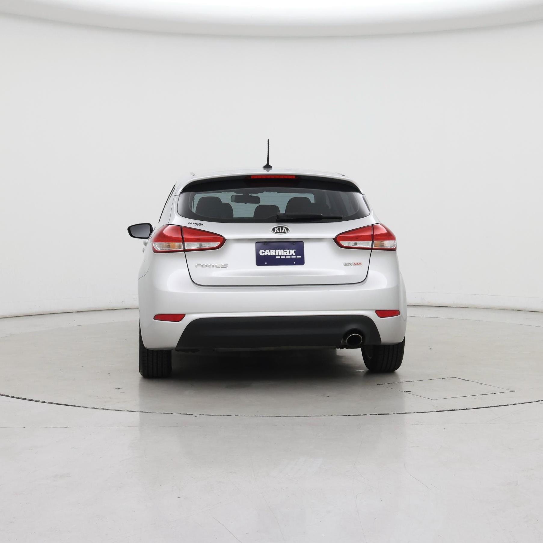 Thumbnail: 2015 Kia Forte - 6