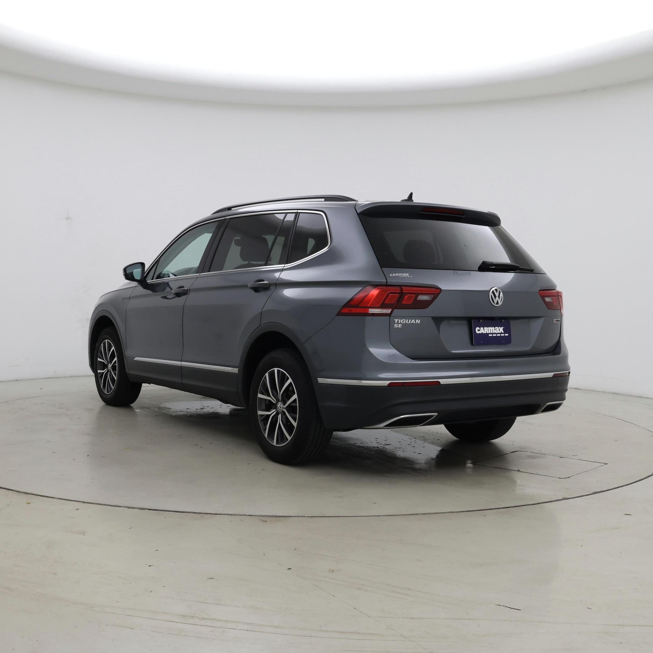 Thumbnail: 2020 Volkswagen Tiguan - 2