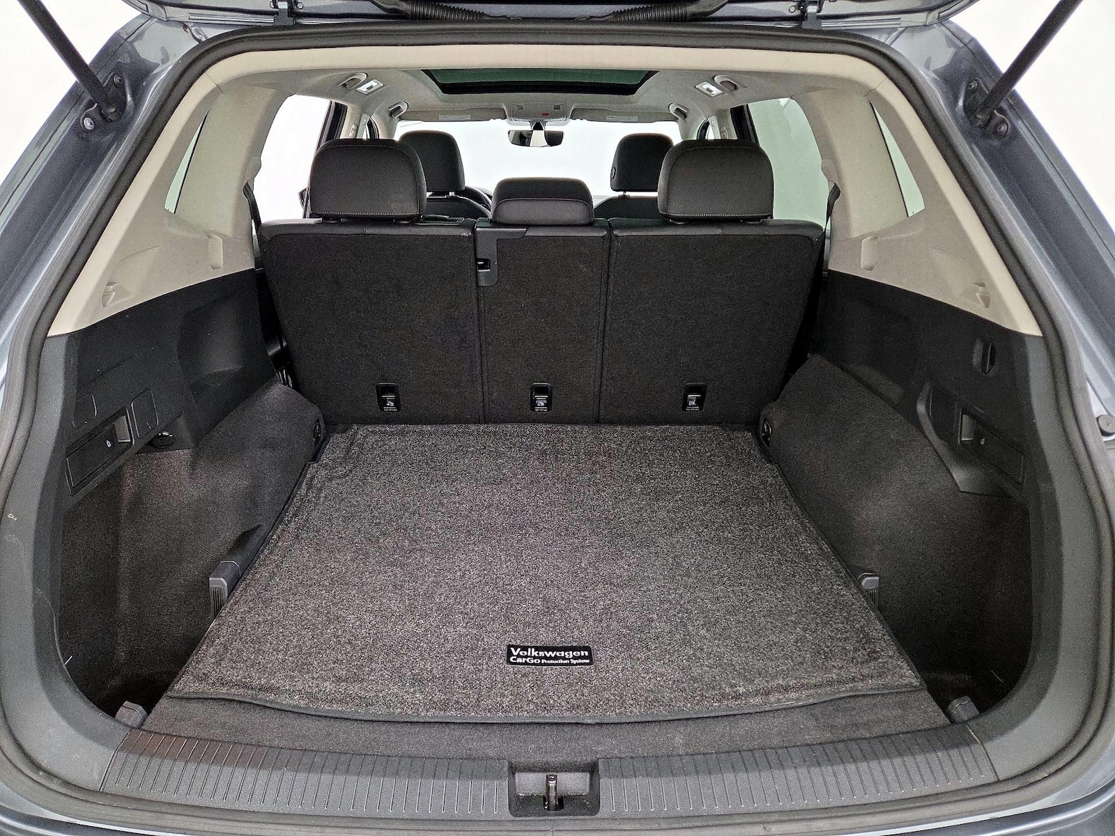 2020 Volkswagen Tiguan SE - Photo 22