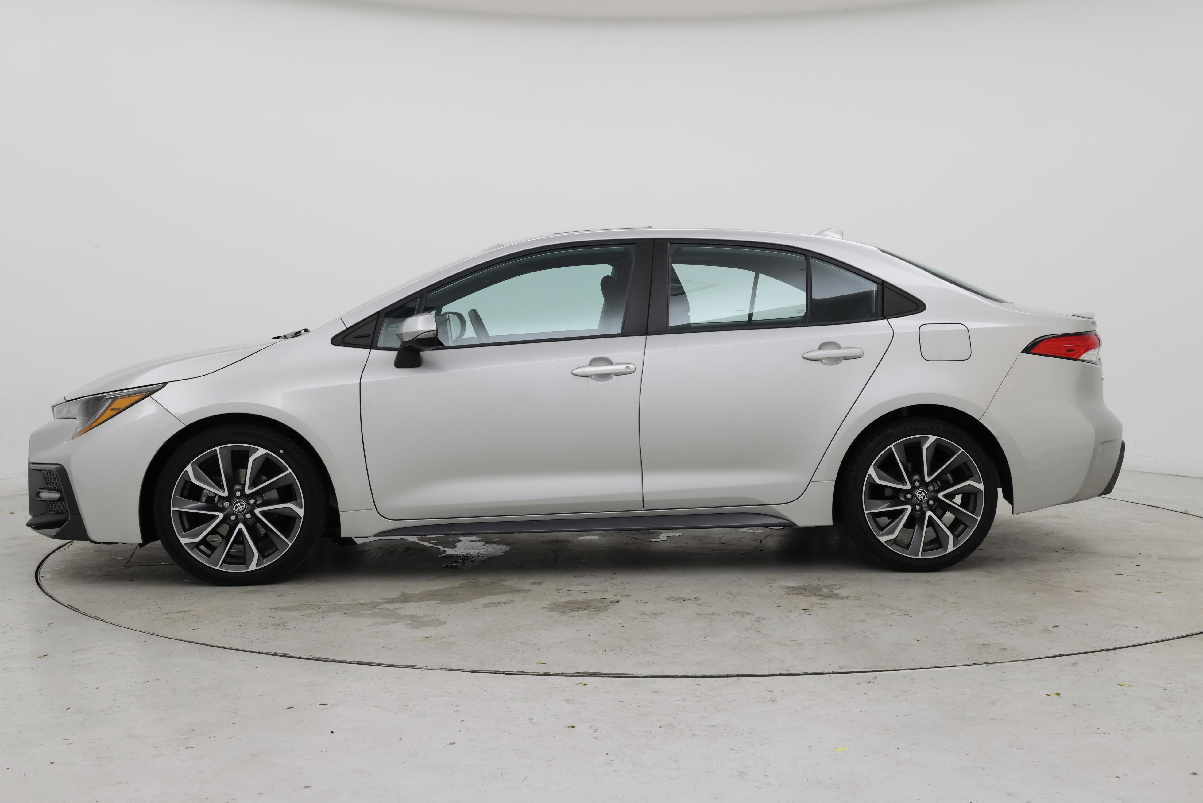 Thumbnail: 2021 Toyota Corolla - 3