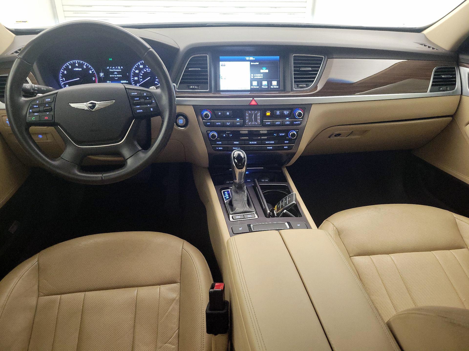 Thumbnail: 2017 Genesis G80 - 9