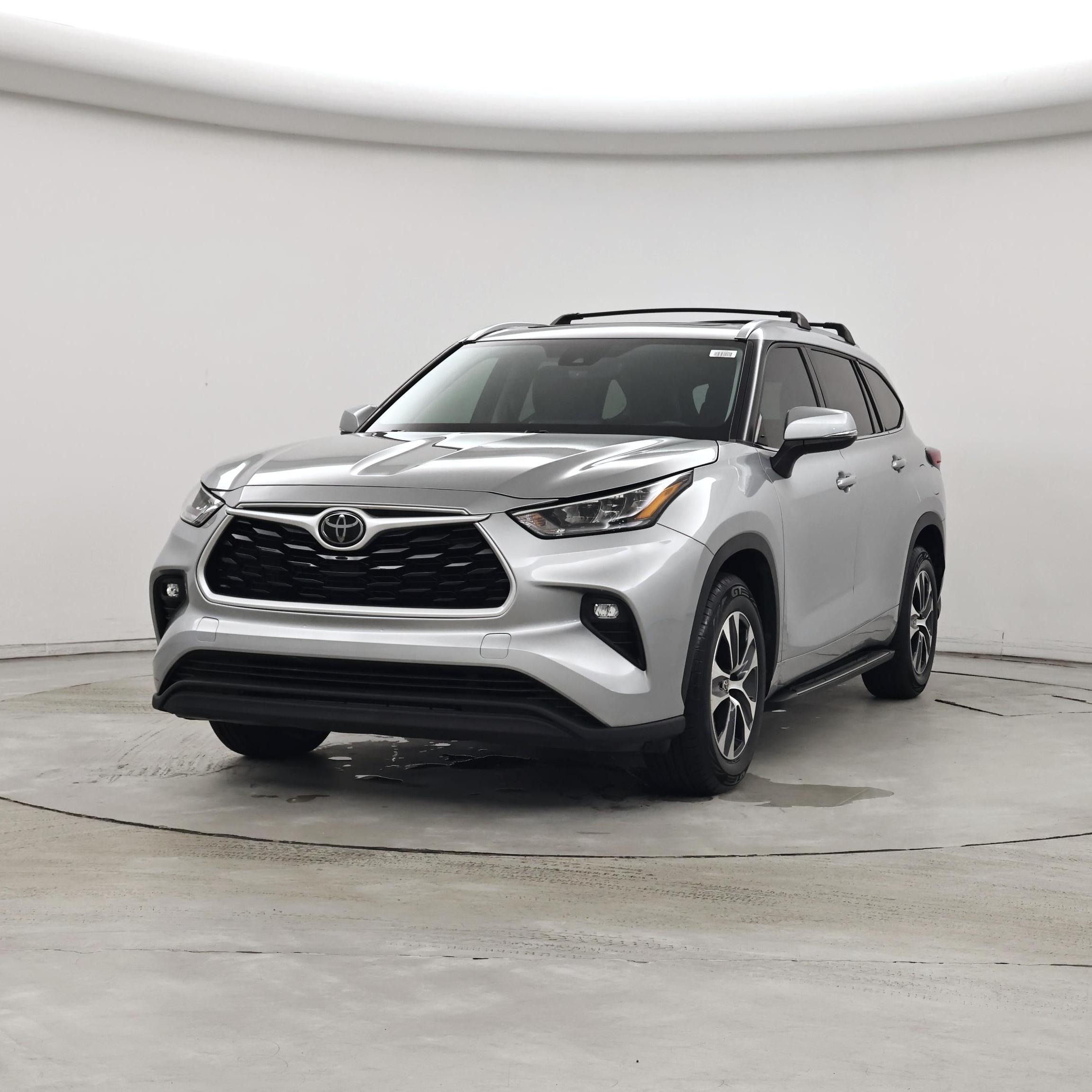 Thumbnail: 2020 Toyota Highlander - 4