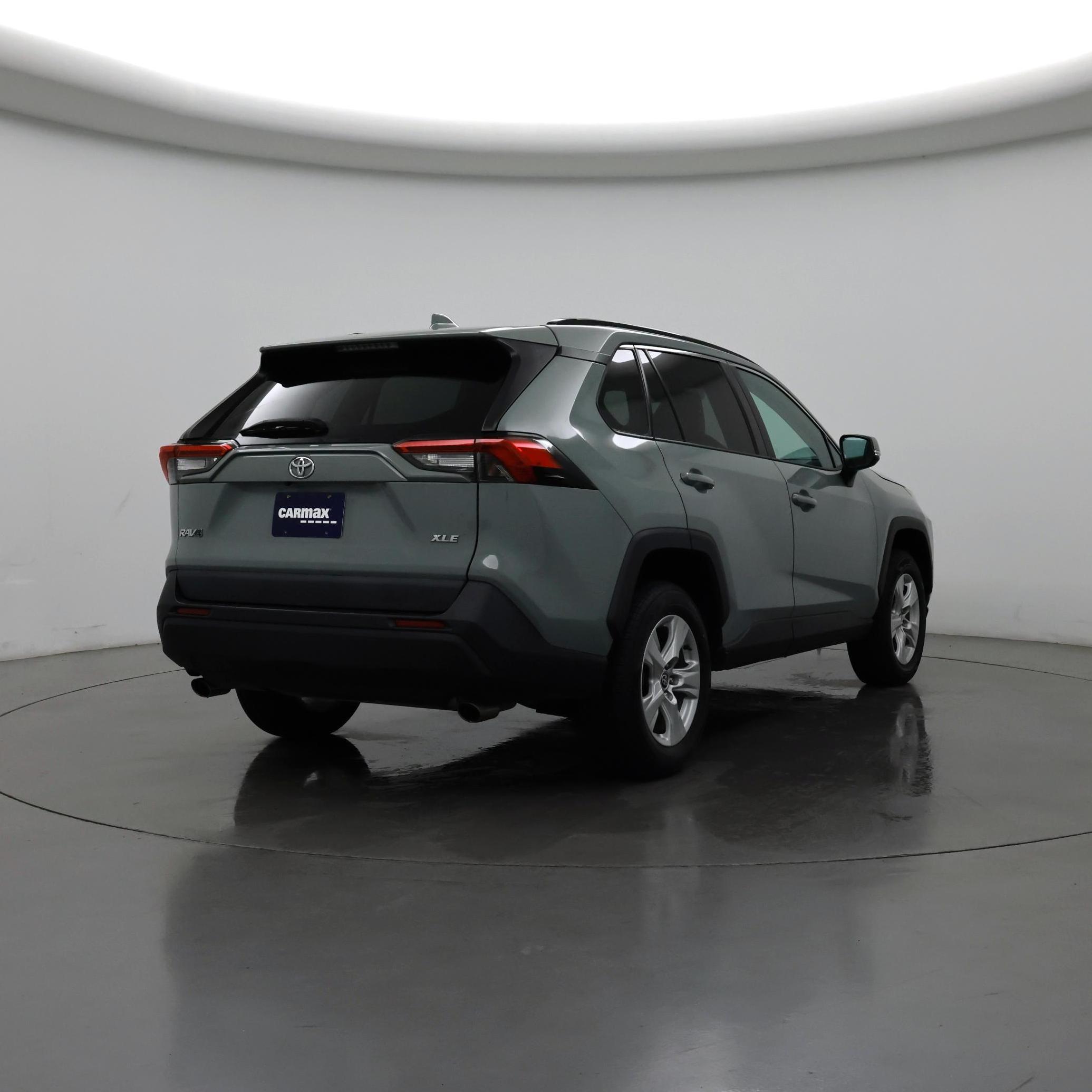 Thumbnail: 2021 Toyota RAV4 - 8