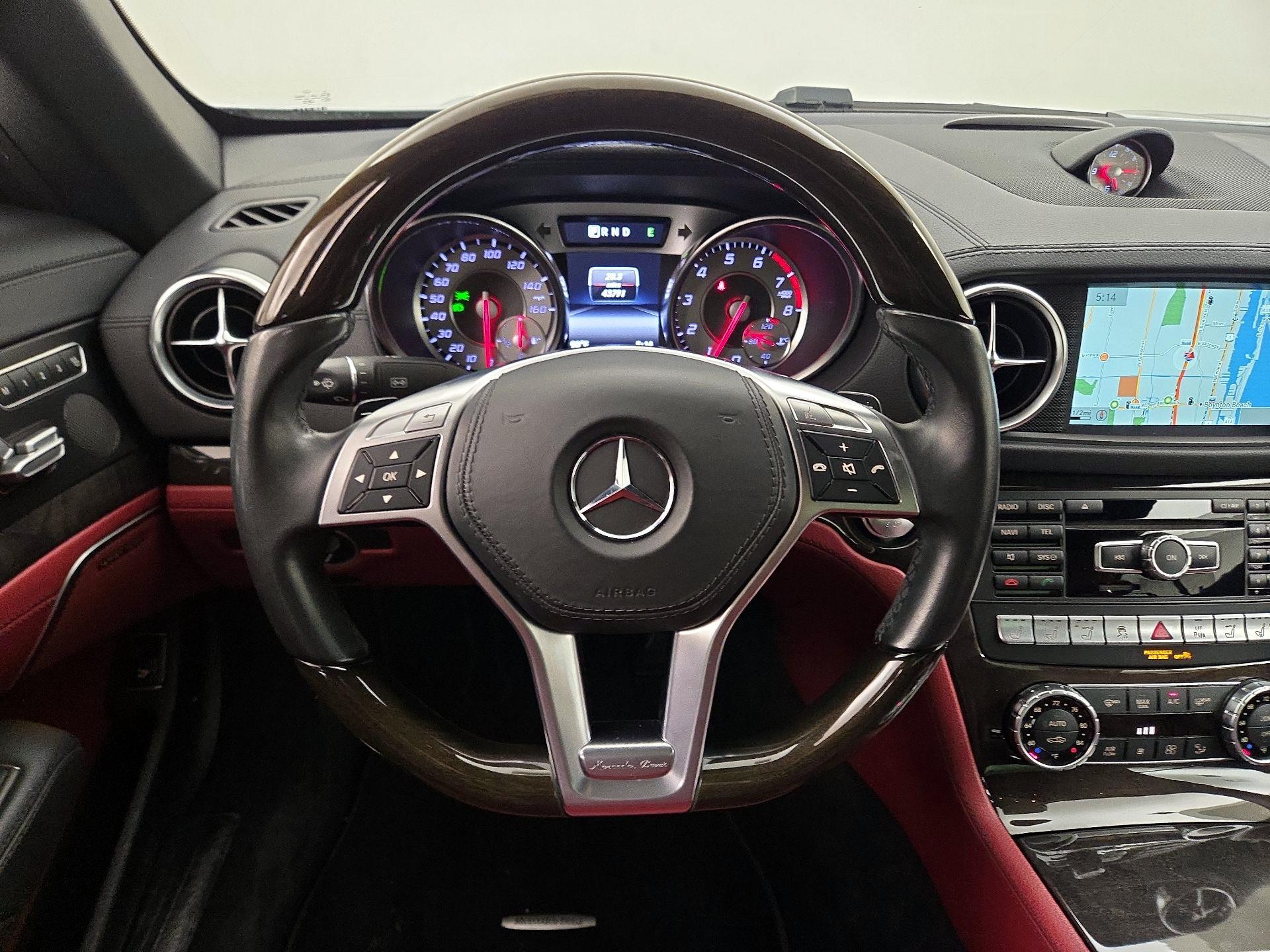 Thumbnail: 2015 Mercedes-Benz SL-Class - 10