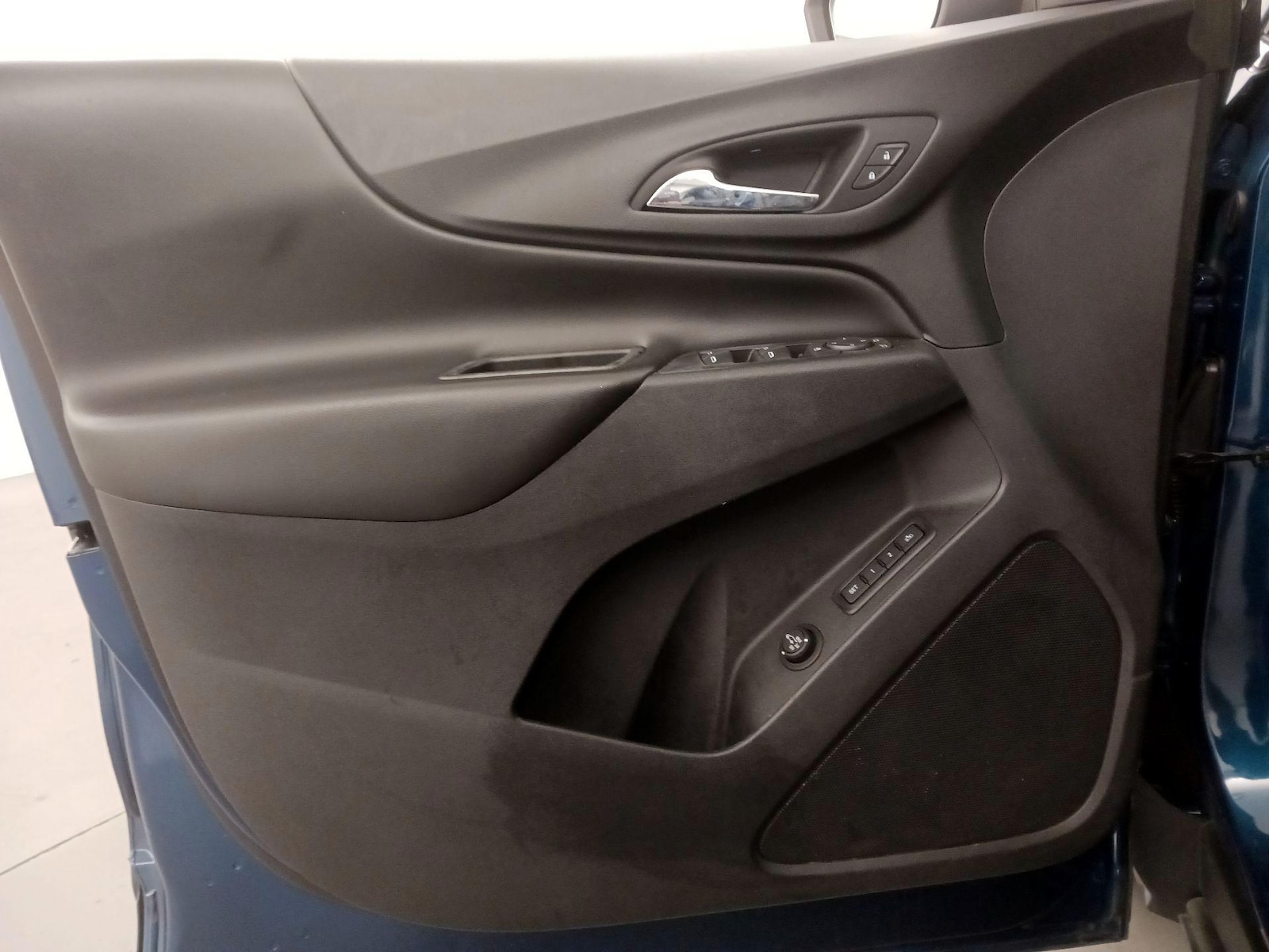 2020 Chevrolet Equinox LT - Photo 13