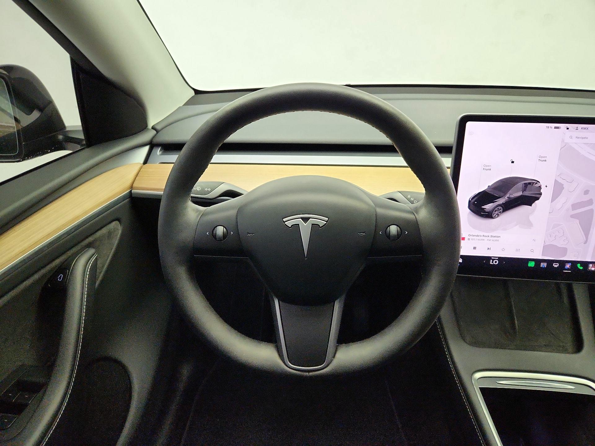 Thumbnail: 2025 Tesla Model Y - 10