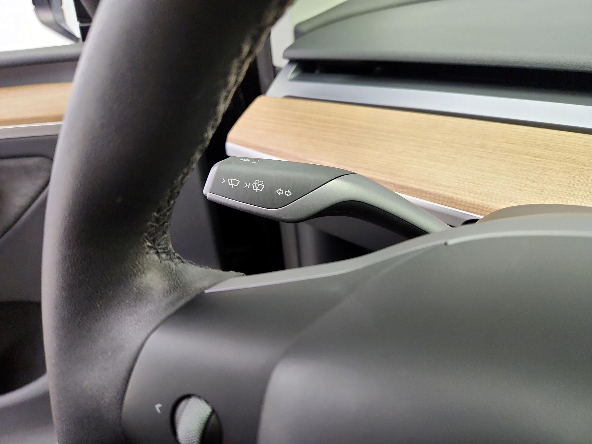 Thumbnail: 2025 Tesla Model Y - 13