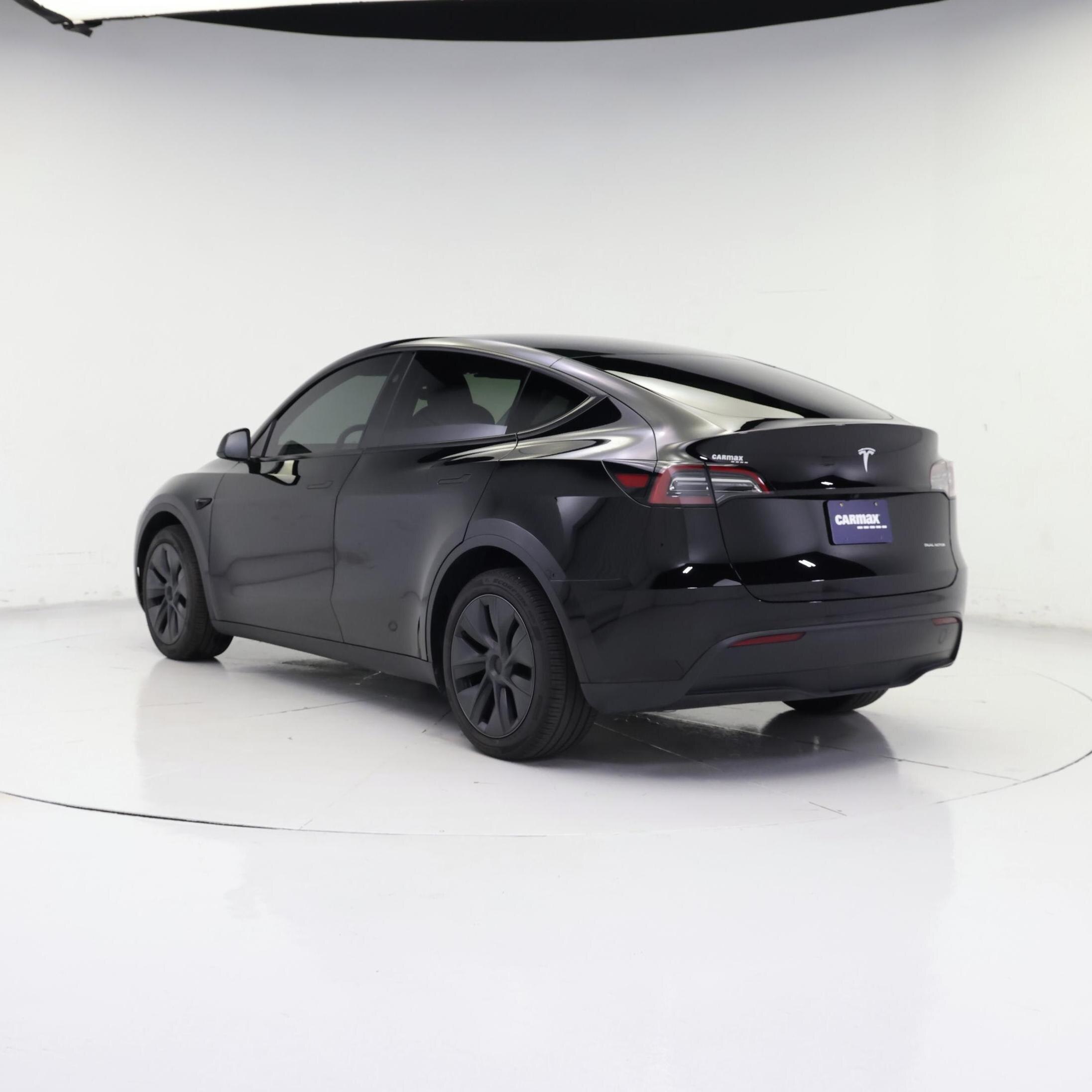 Thumbnail: 2025 Tesla Model Y - 2