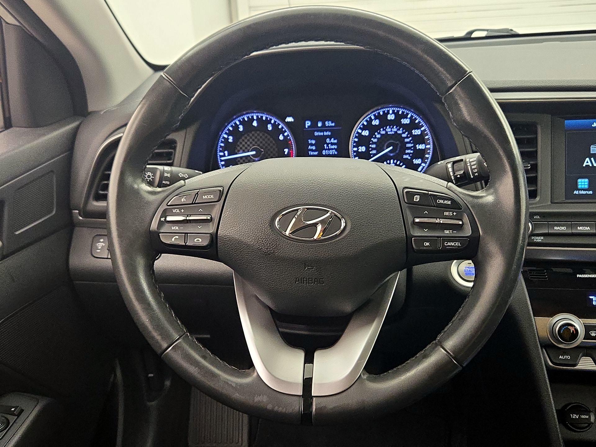 Thumbnail: 2020 Hyundai Elantra - 10