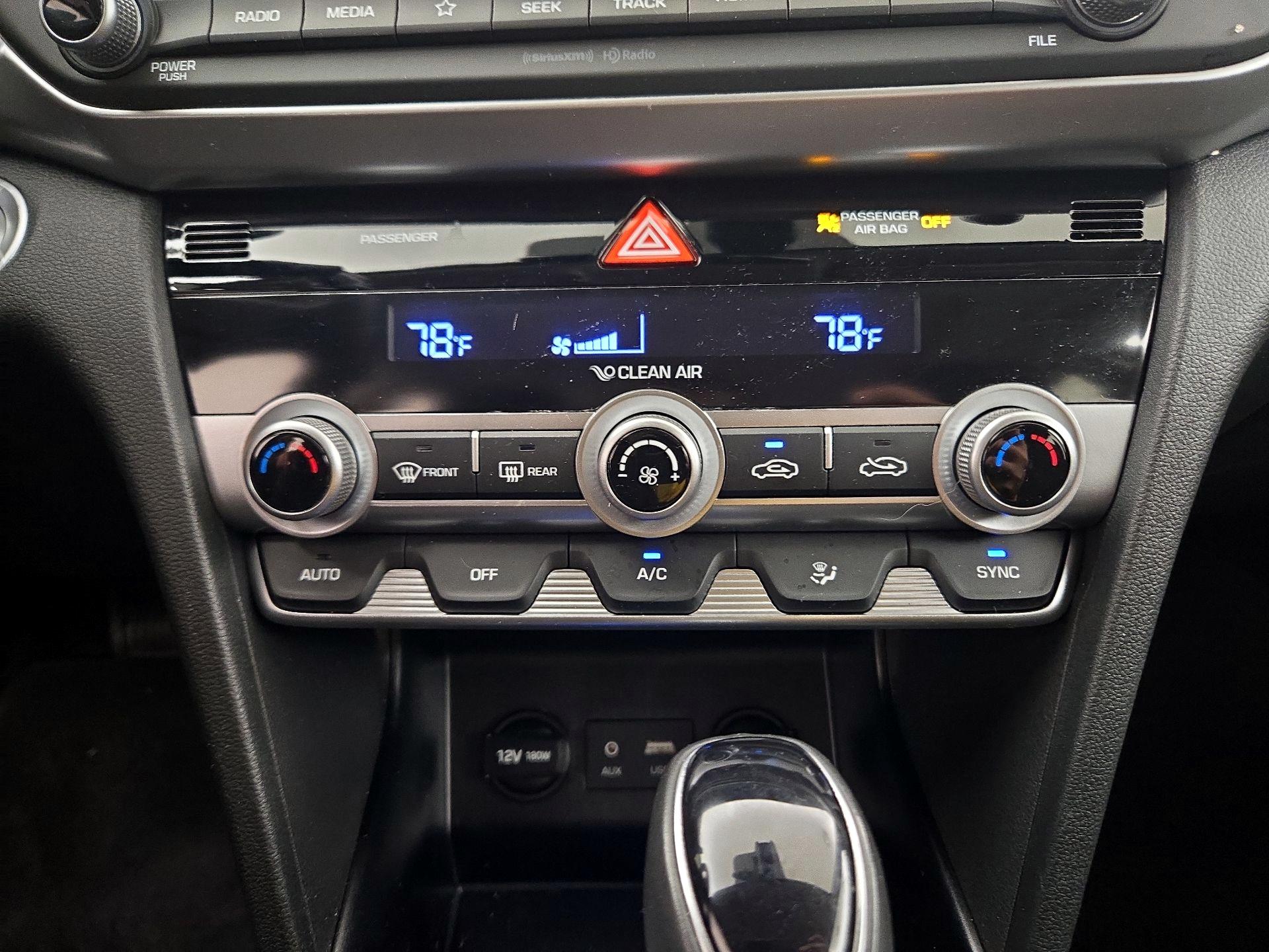 Thumbnail: 2020 Hyundai Elantra - 15